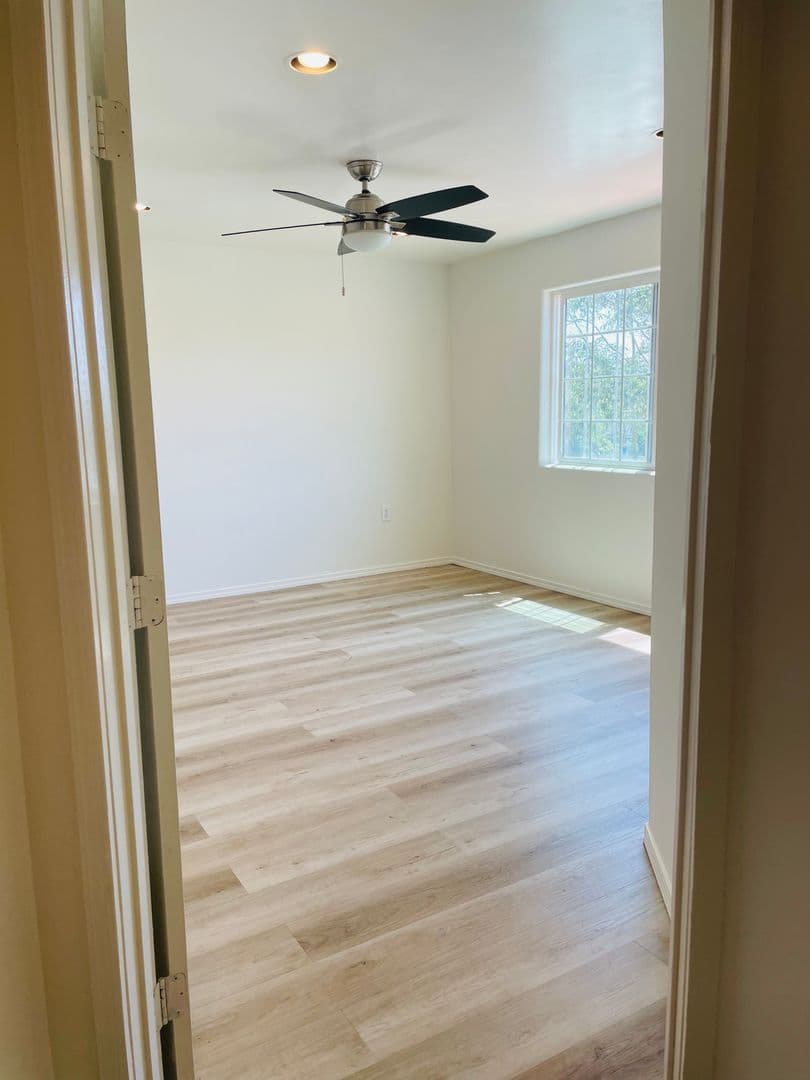 LOS ANGELES Apartment: 227 E. 120TH STREET