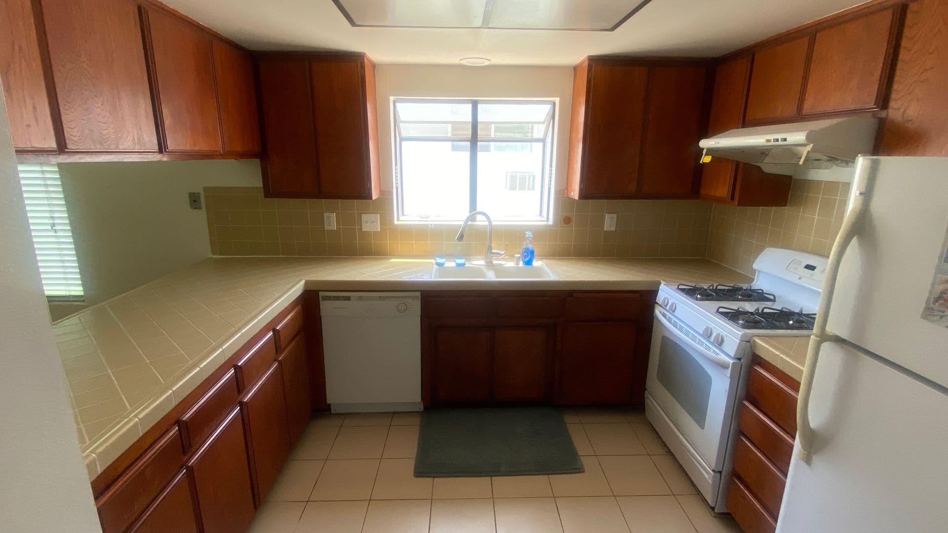 Monterey Park Townhome: 310 N Moore Ave Apt C