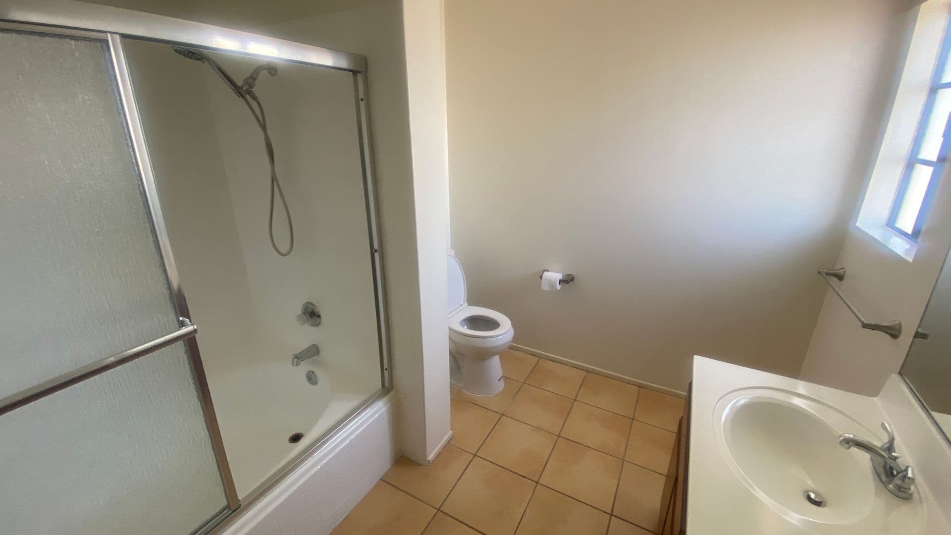 Monterey Park Townhome: 310 N Moore Ave Apt C
