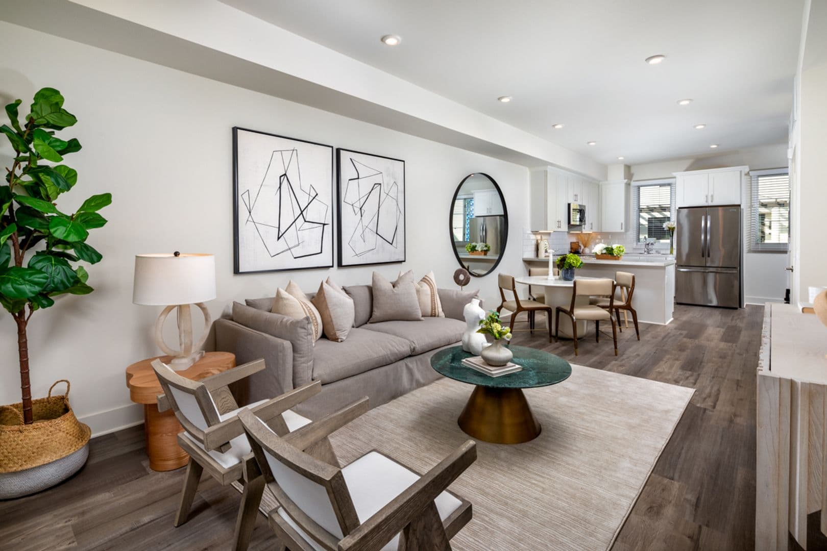 PASADENA Apartment: 409 N. MADISON AVE.