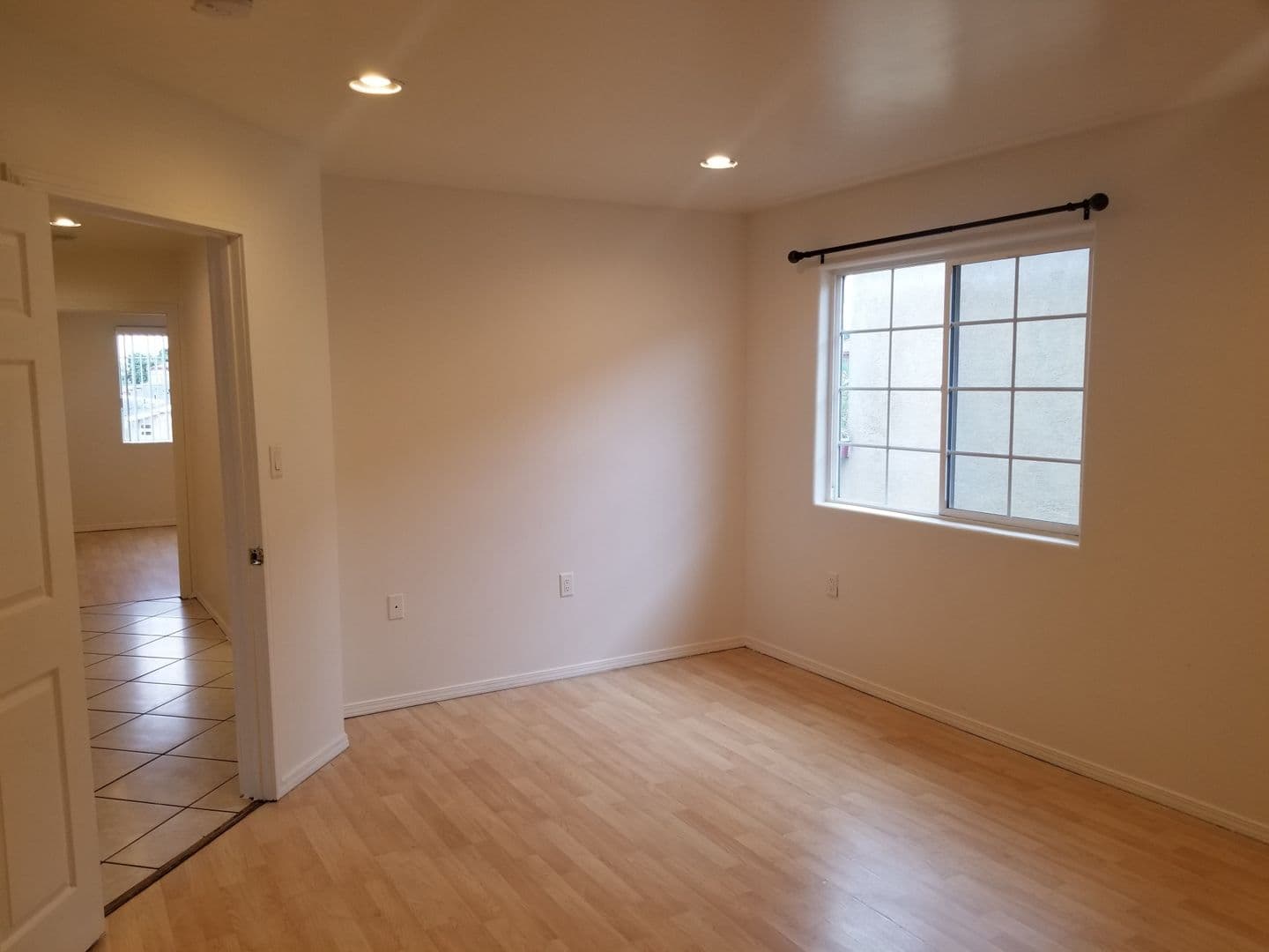 LOS ANGELES Apartment: 227 E. 120TH STREET