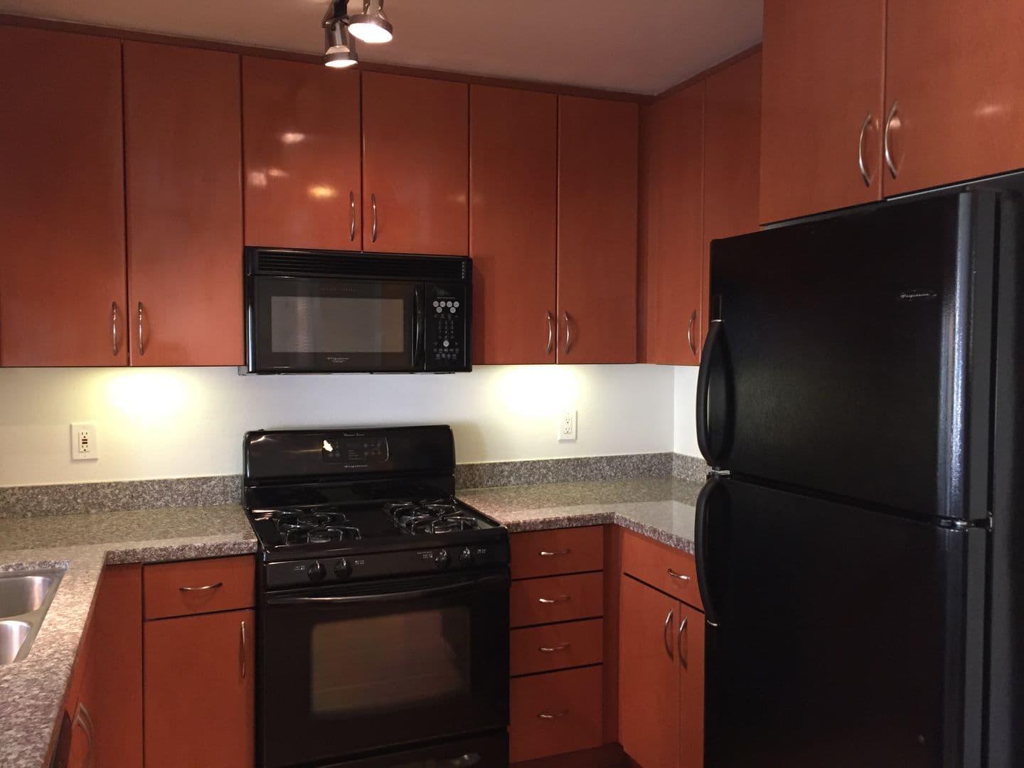 PASADENA Apartment: 65 W DAYTON STREET