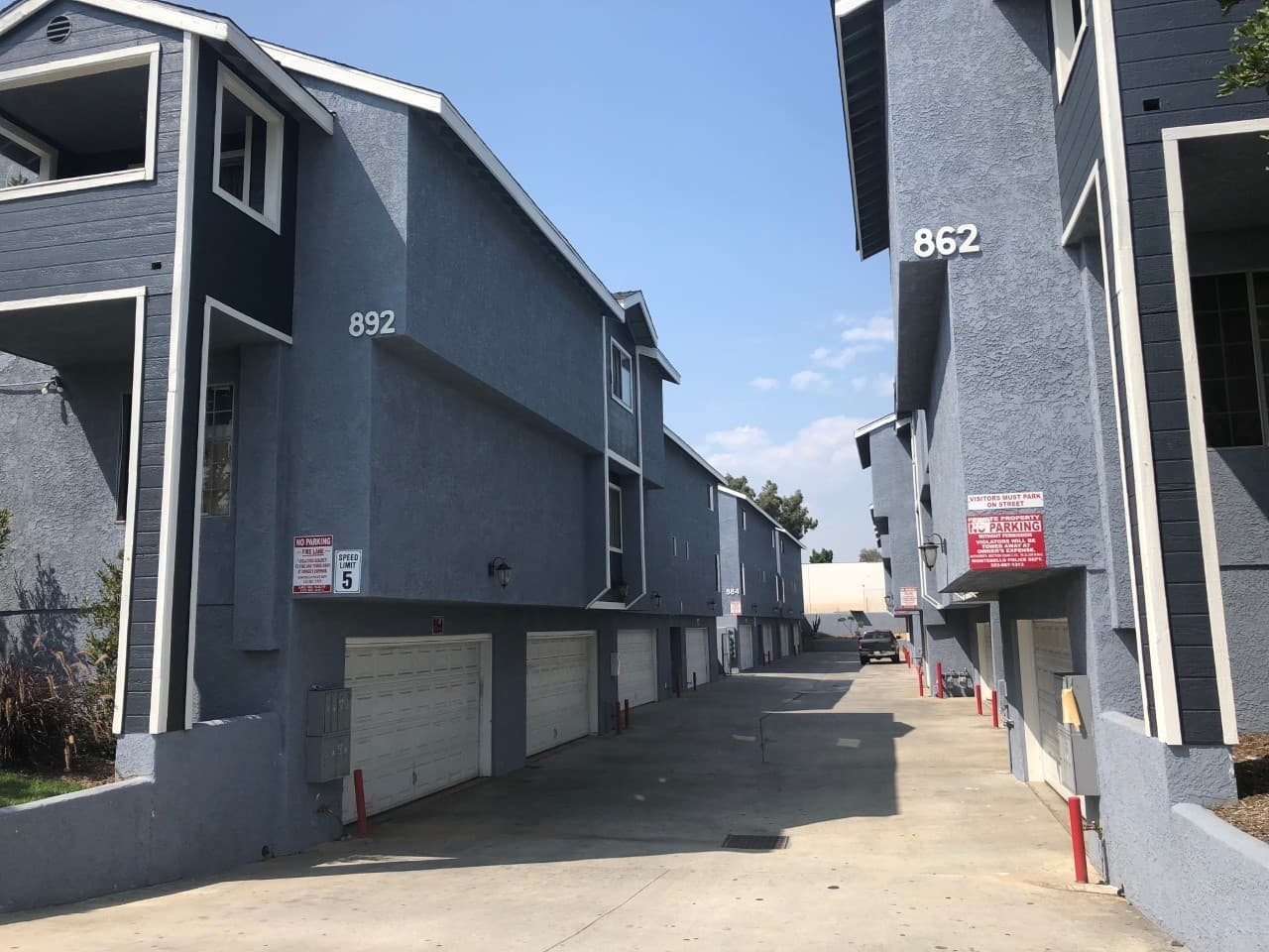 MONTEBELLO Apartment: 862-892 W MINES AVE