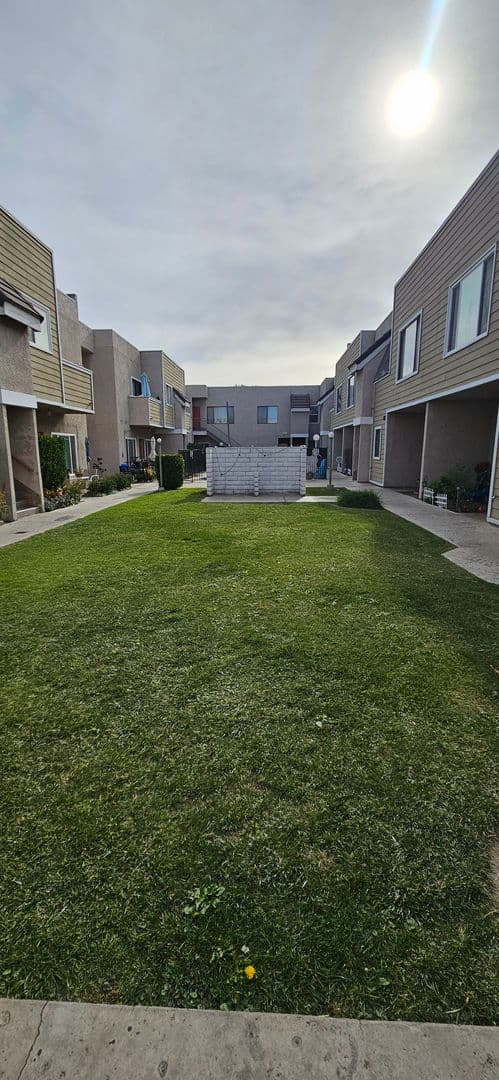 PANORAMA CITY Apartment: 8465 VENTURA CANYON AVENUE