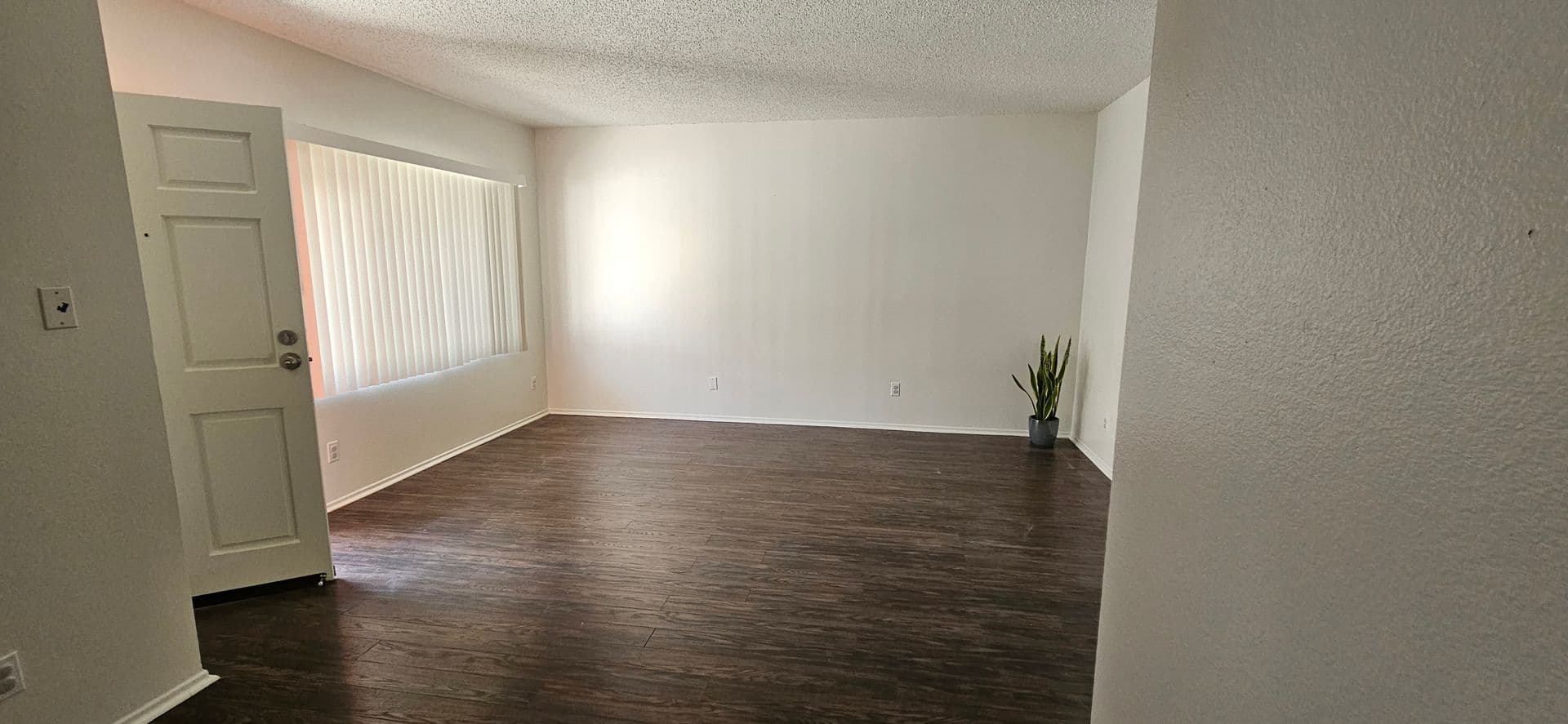 PANORAMA CITY Apartment: 8465 VENTURA CANYON AVENUE