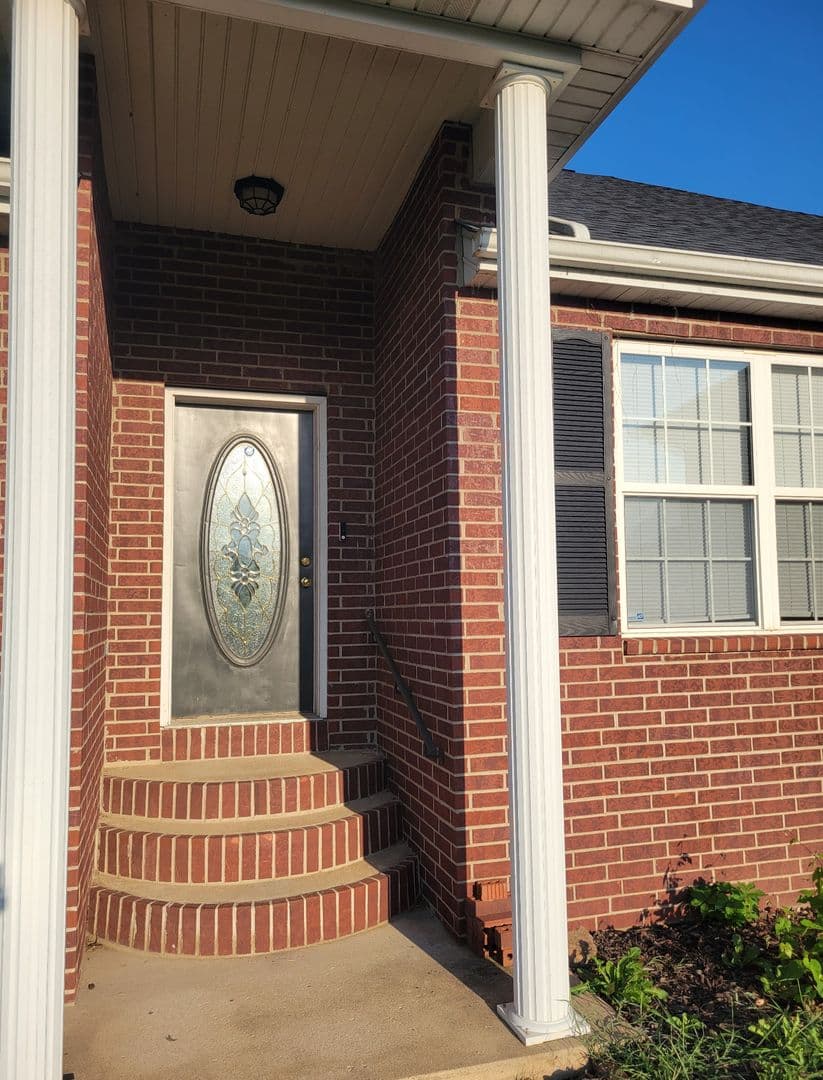 St. Robert House: 133 Hickory Valley Rd.