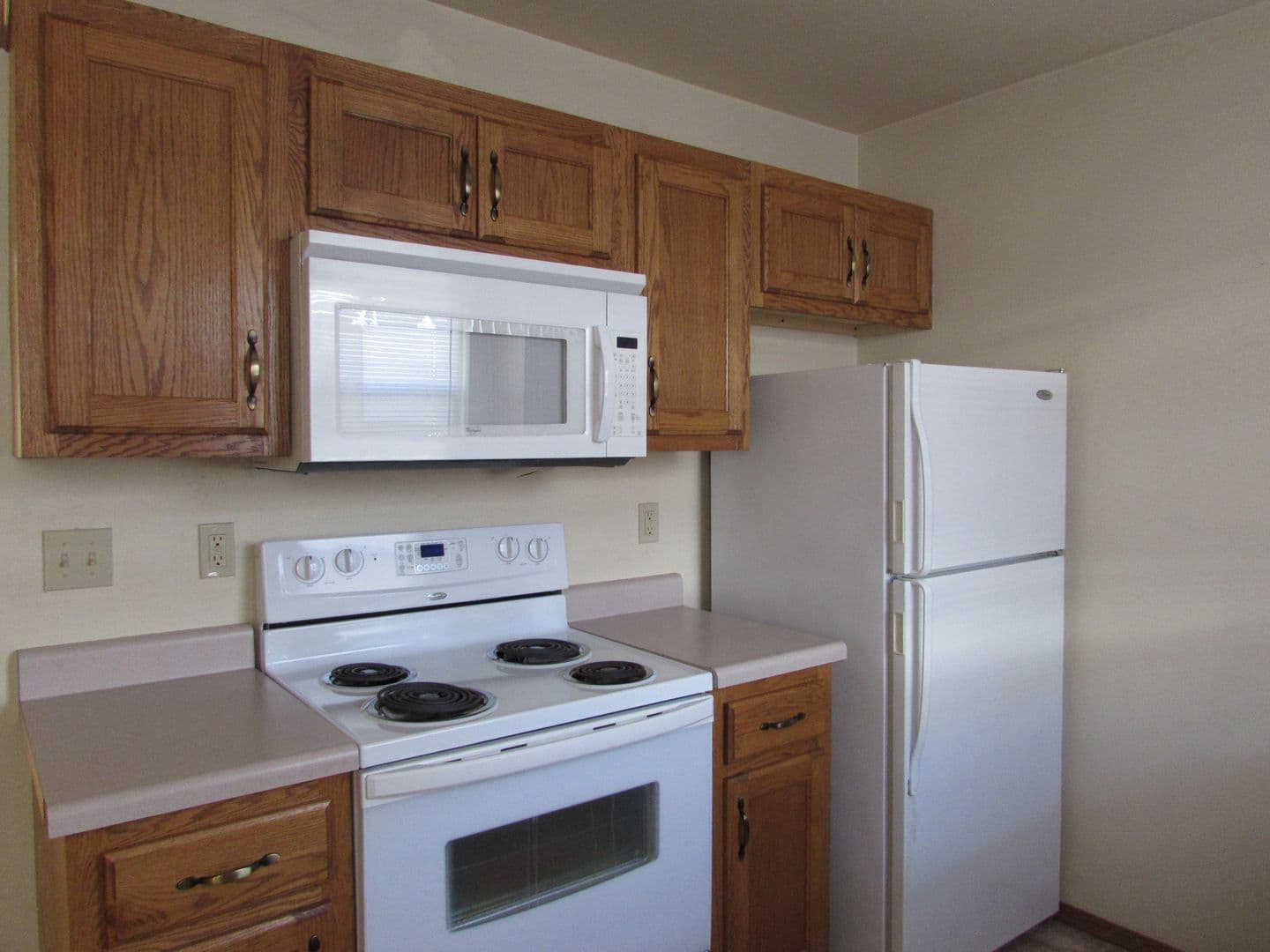 Waynesville Apartment: 25010 Scenic Dr