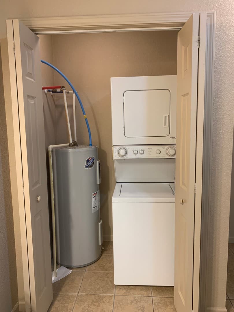 St. Robert Apartment: 16529 Hunters Ridge Lane