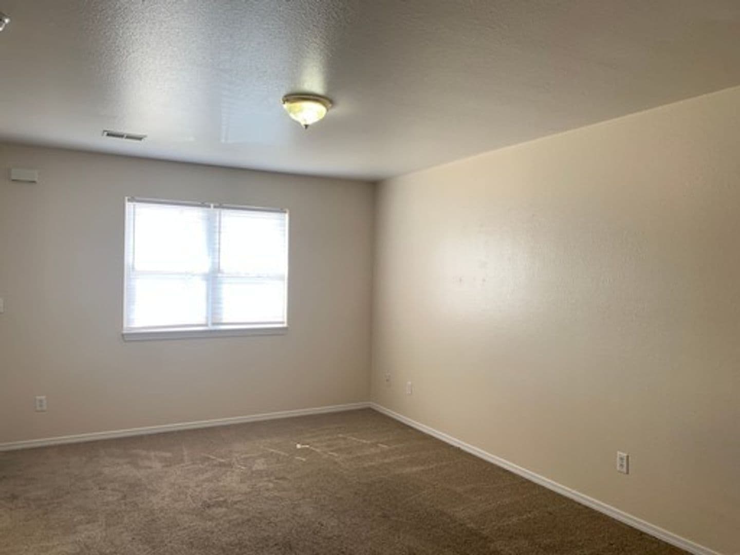 Waynesville Apartment: 19829 Sackett Lane