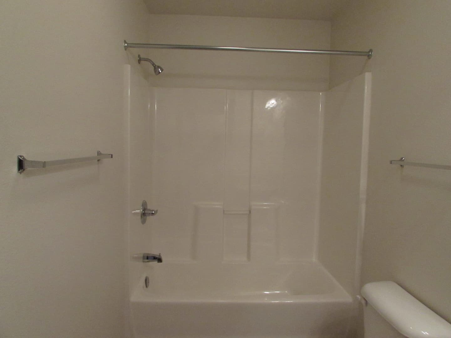 St. Robert Apartment: 124 Andrews Drive