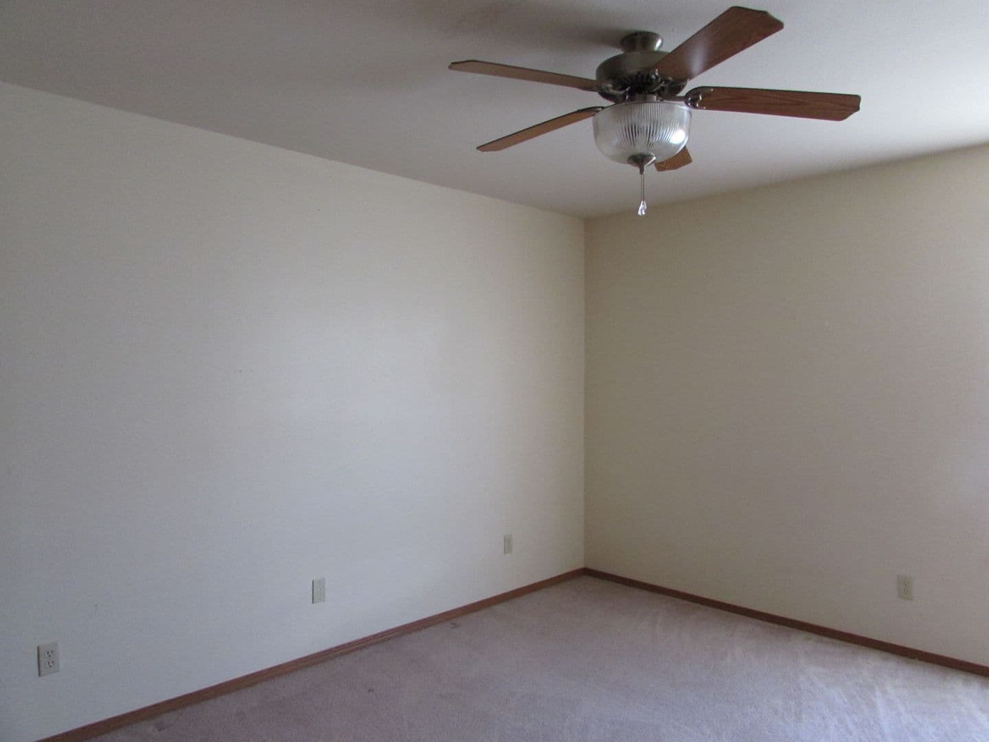 Waynesville Apartment: 25010 Scenic Dr