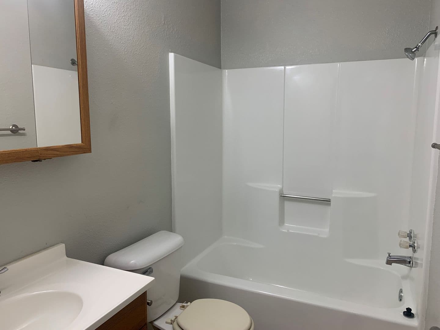 Waynesville Apartment: 612 Historic Route 66