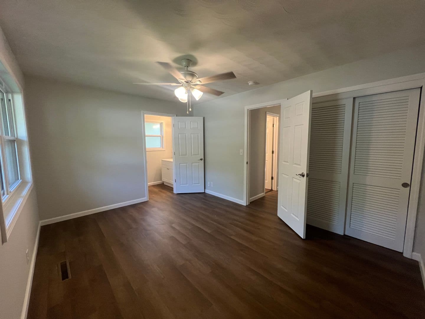 Waynesville House: 101 Elliott Drive