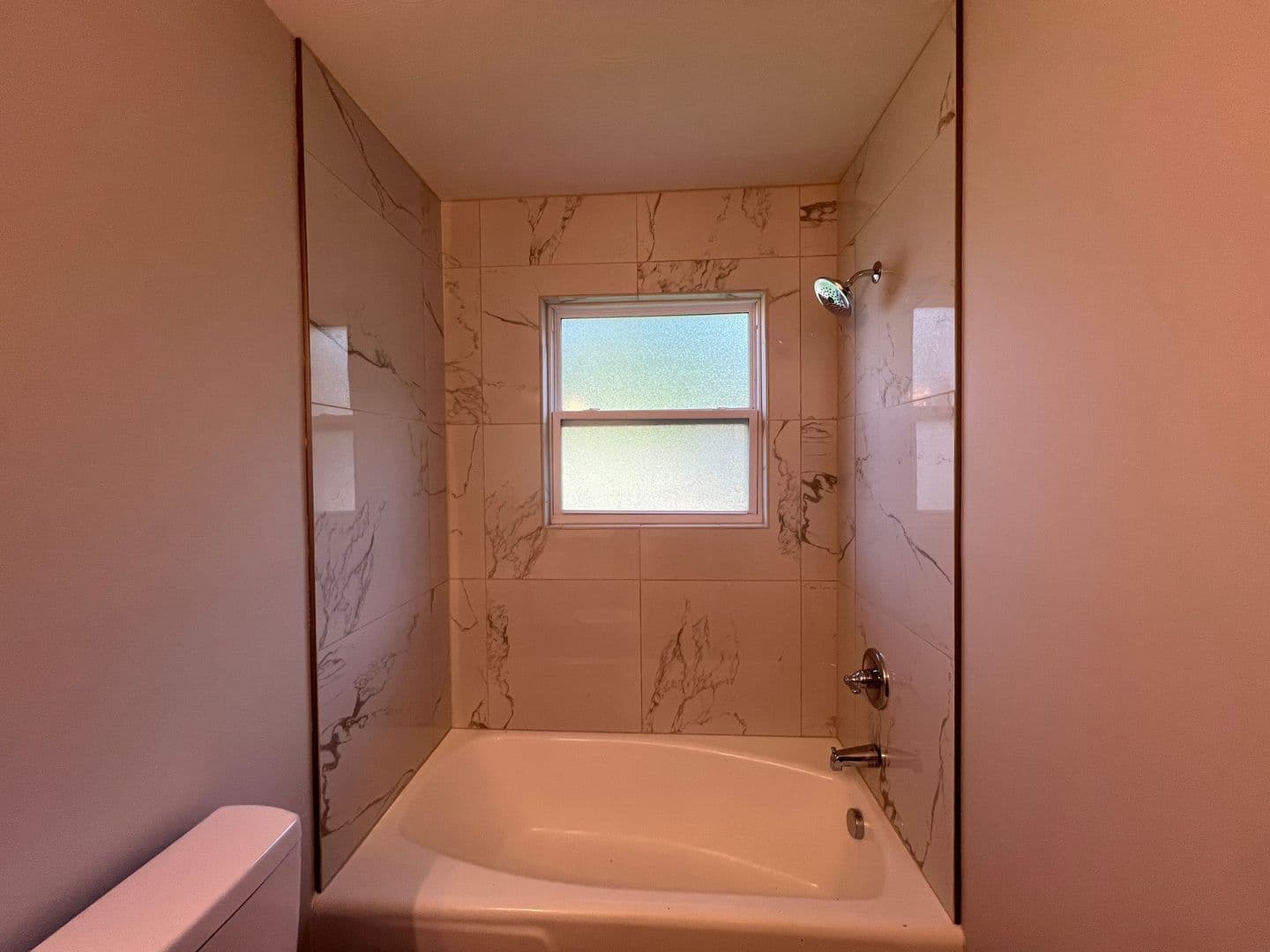 Waynesville House: 101 Elliott Drive