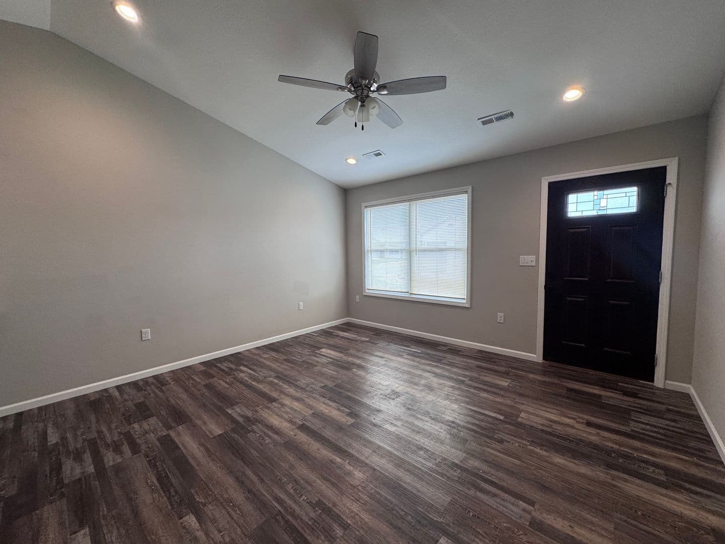 St. Robert Apartment: 171-177 Stone Court
