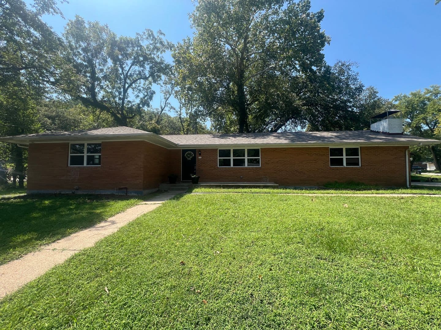 Waynesville House: 101 Elliott Drive