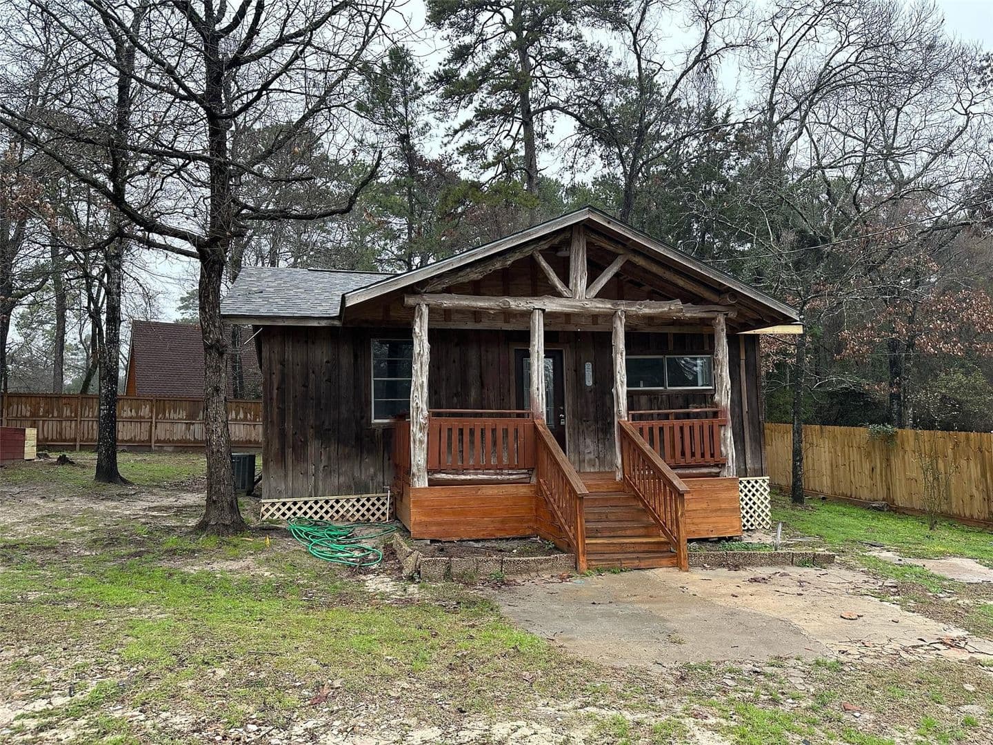 Montgomery House: 6390 Bonanza Dr