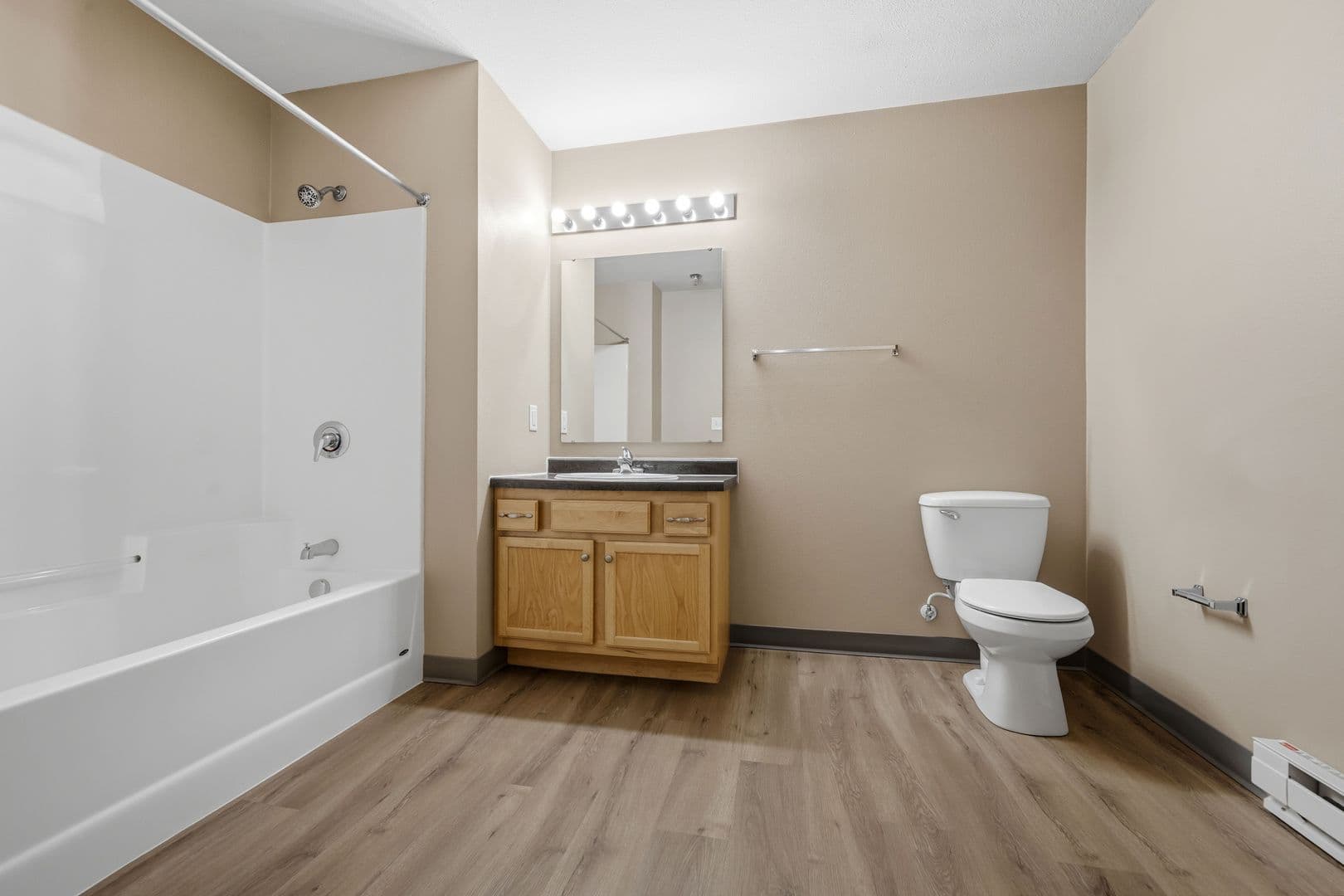 Minot Apartment: 1710-1740 13th Street SE