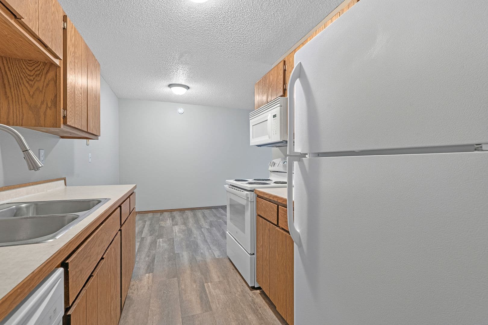 Minot Apartment: 2800 7th Street SW