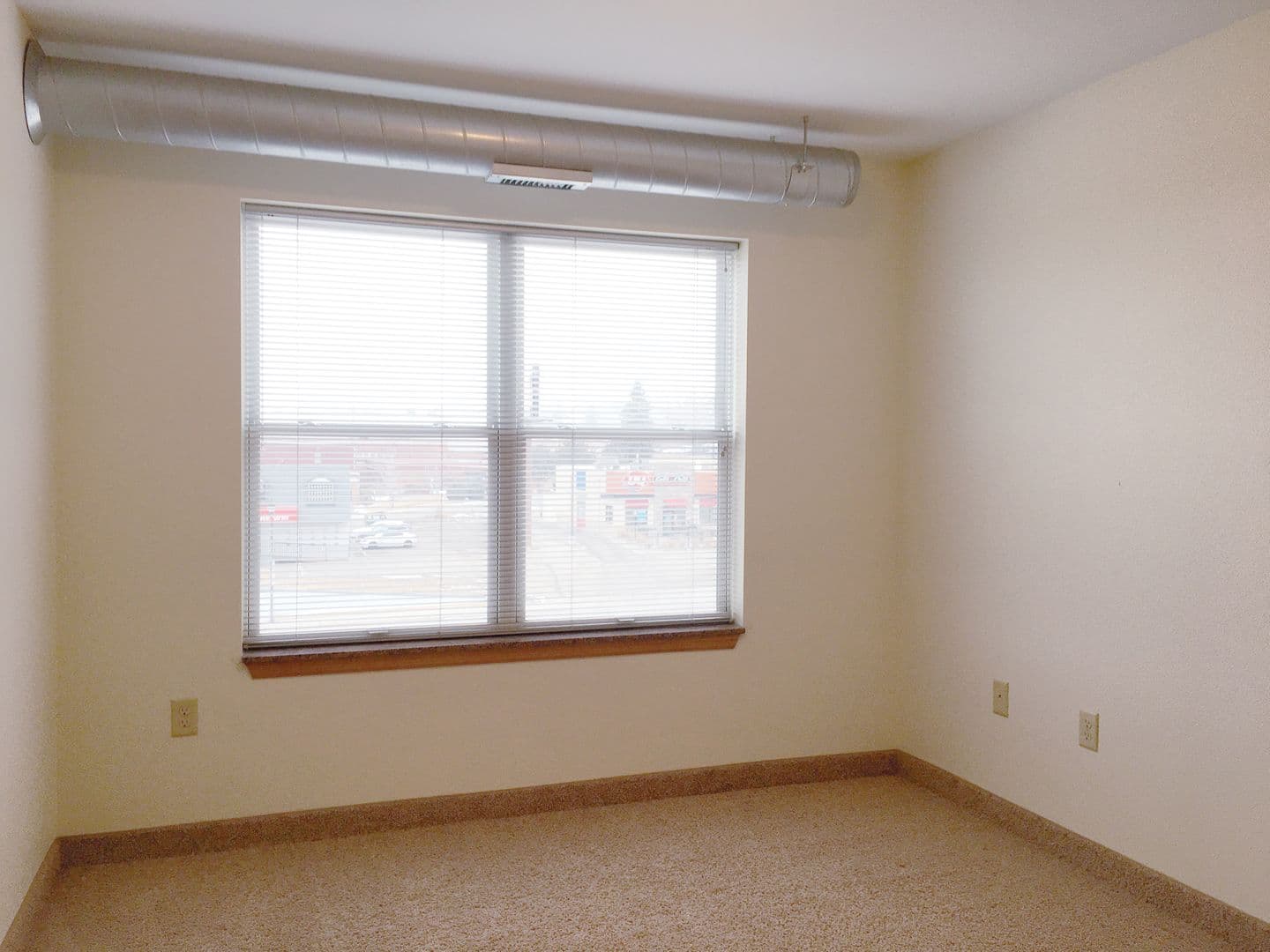 Minot Apartment: 1100 N. Broadway