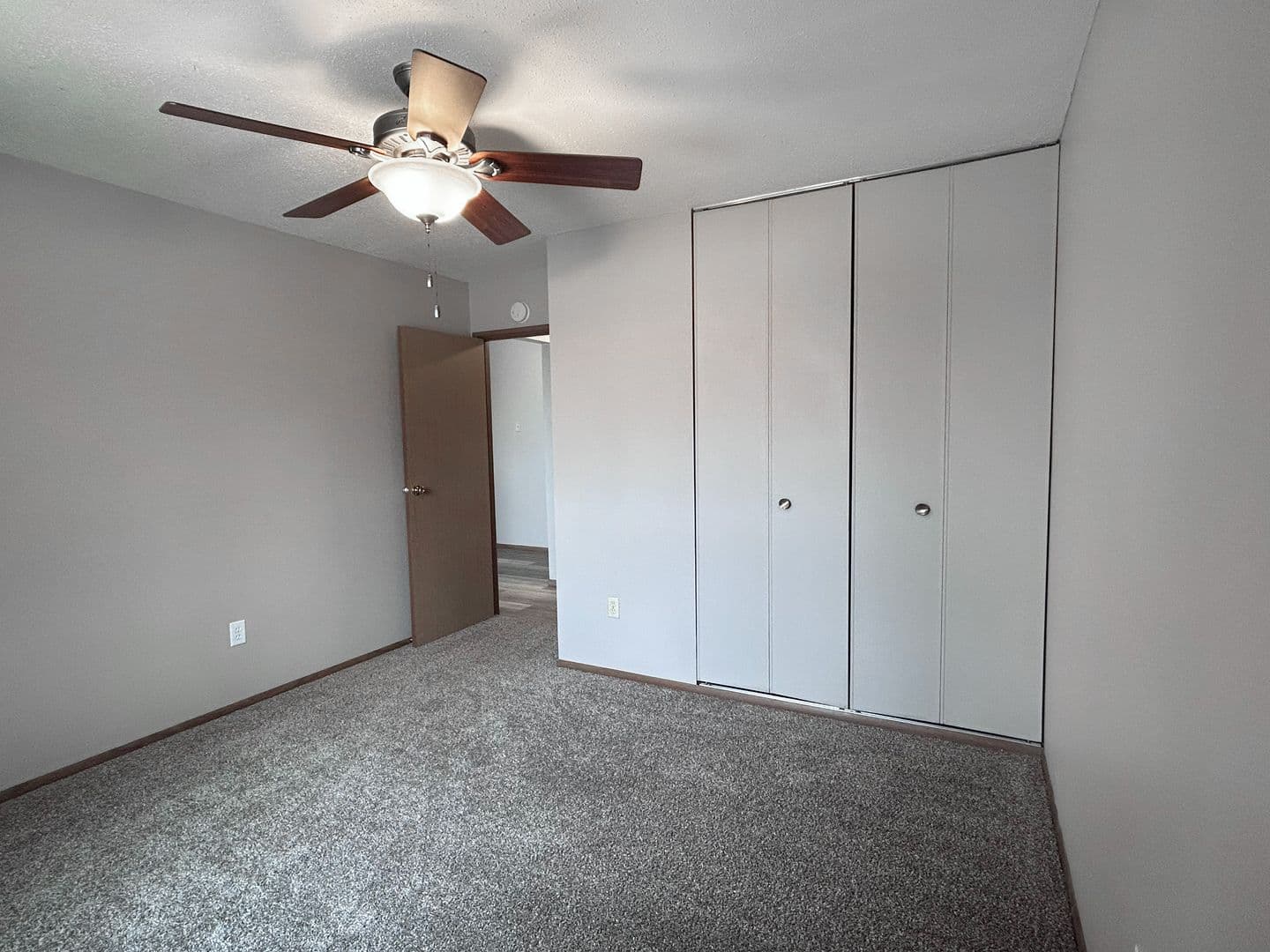Minot Apartment: 505, 525, 605 & 705 Park Street