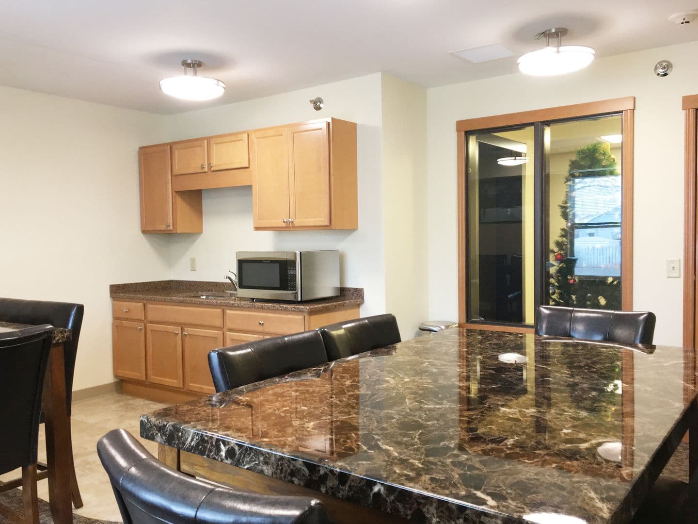 Minot Apartment: 1100 N. Broadway
