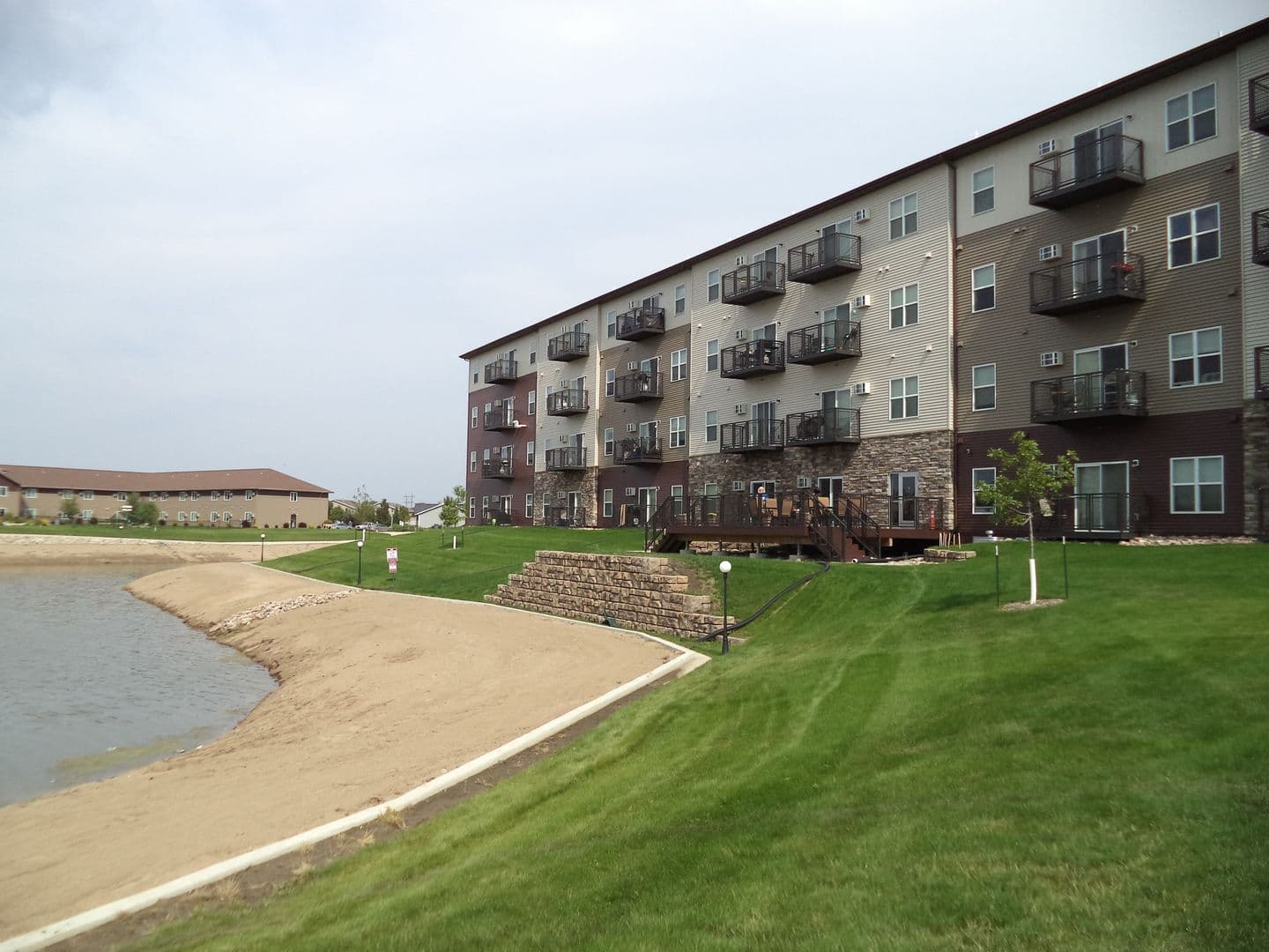 Mandan Apartment: 2303 Shoal Loop SE