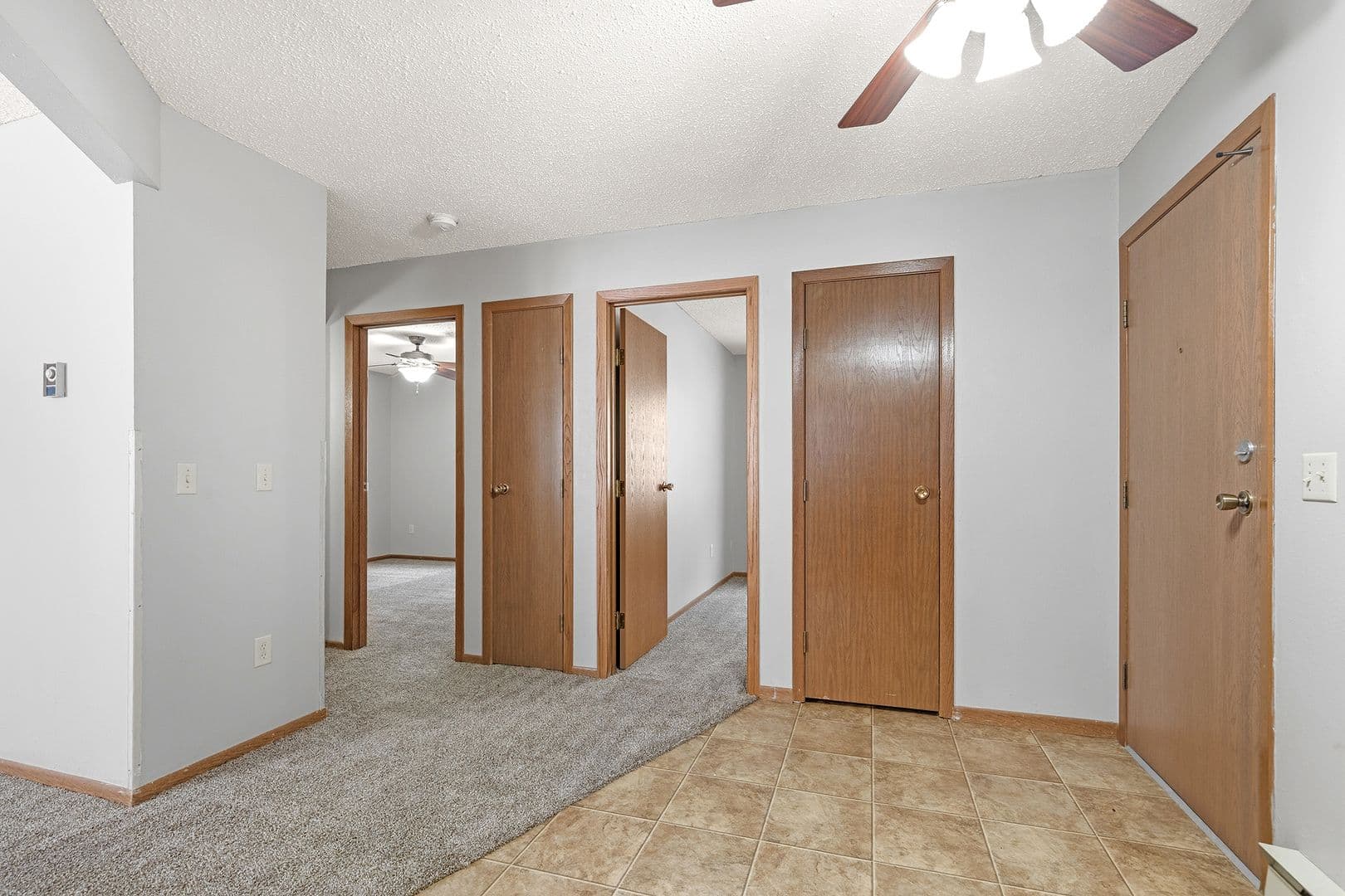 Minot Apartment: 1405 8th Street NW