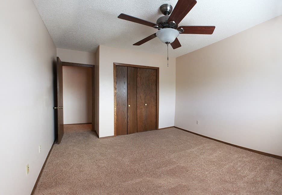Minot Apartment: 2800 7th Street SW