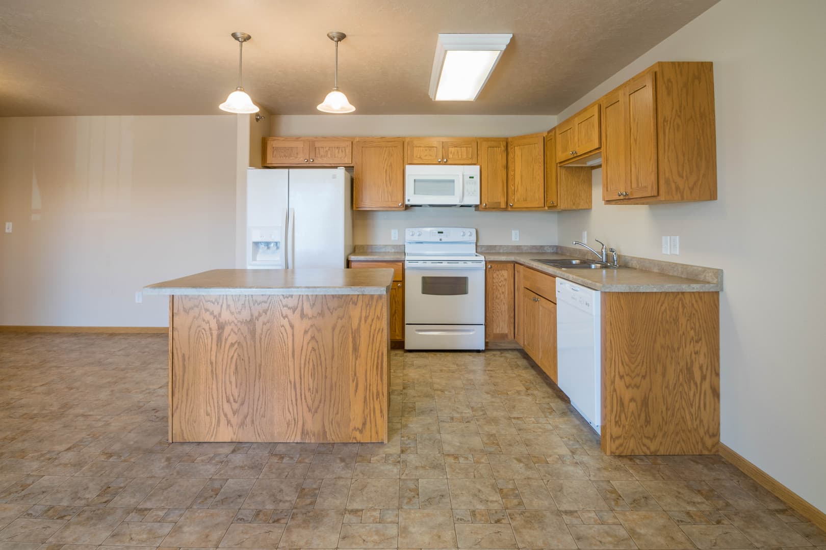 Minot Apartment: 3705 2nd Street NE
