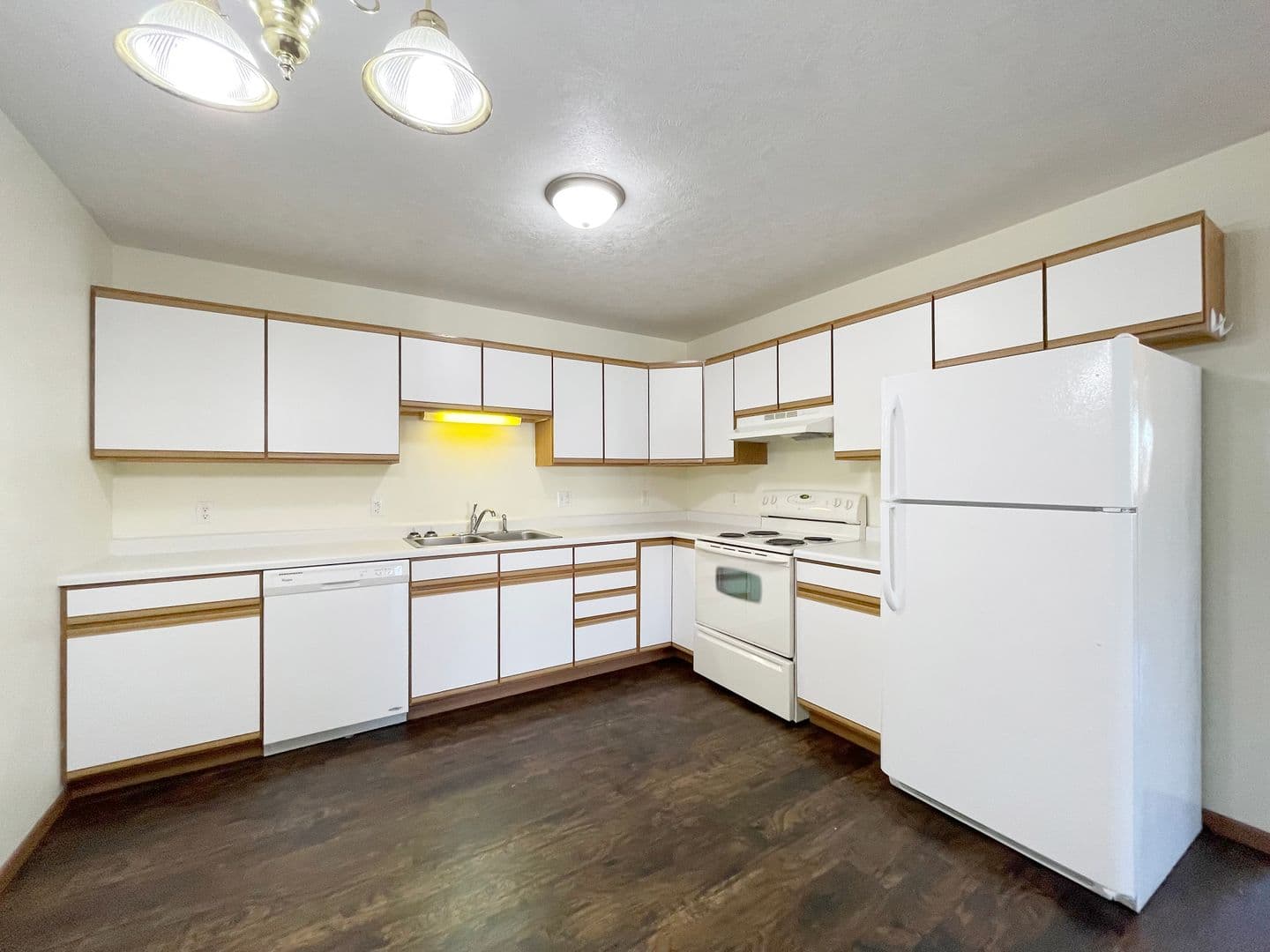 Minot Apartment: 2901 7th Street SW