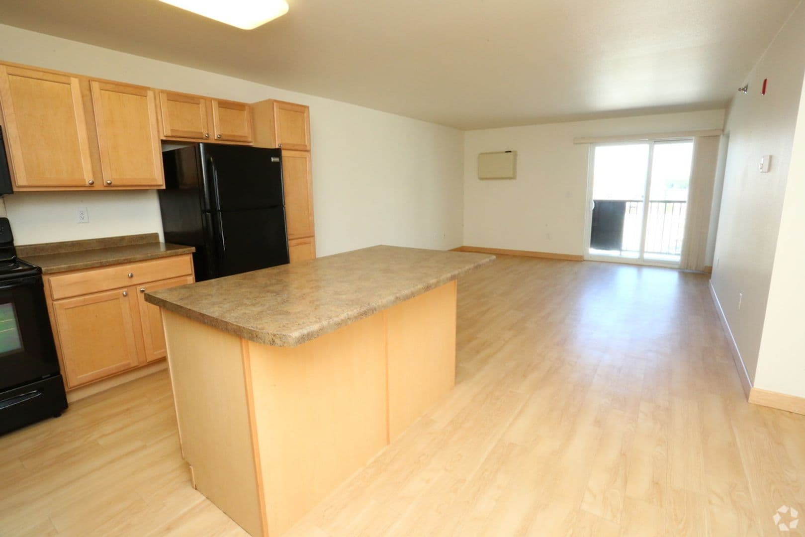 Williston Apartment: 721 E. Highland Drive