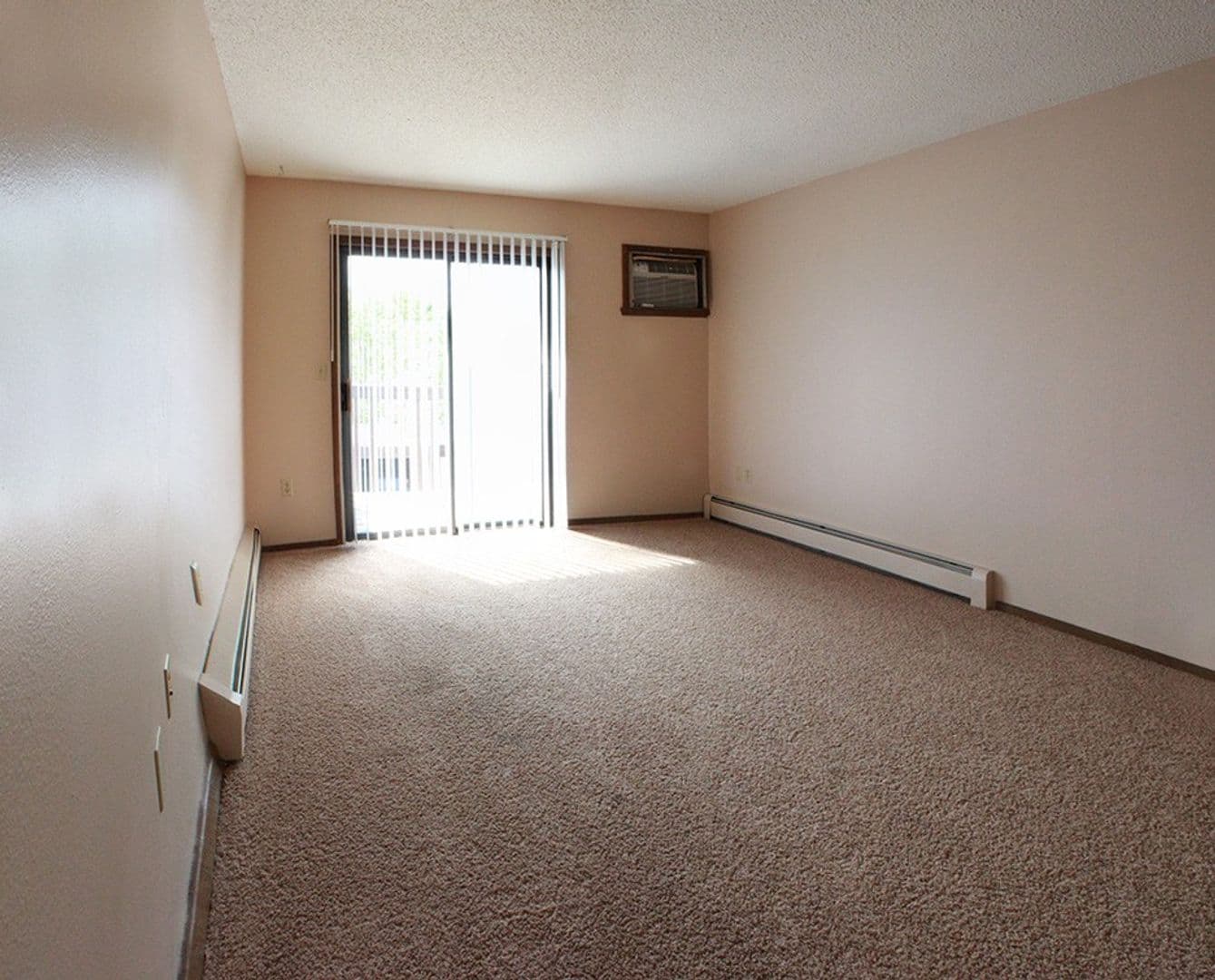 Minot Apartment: 2800 7th Street SW
