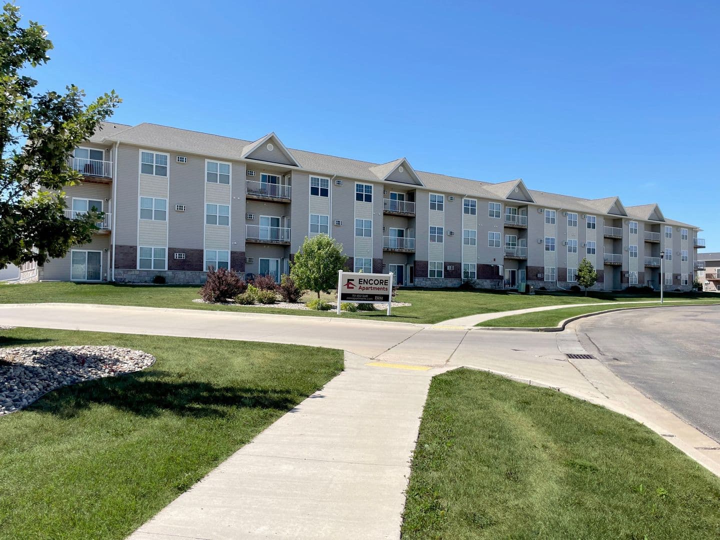 Minot Apartment: 3321 7th Street NE