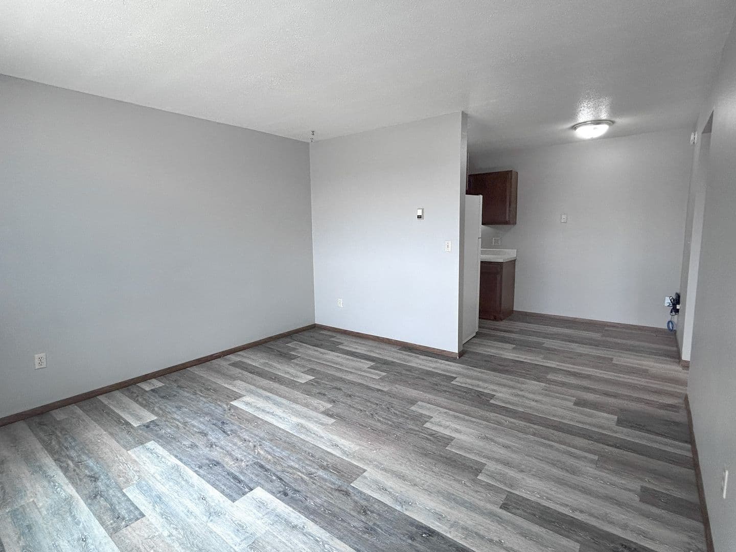 Minot Apartment: 505, 525, 605 & 705 Park Street