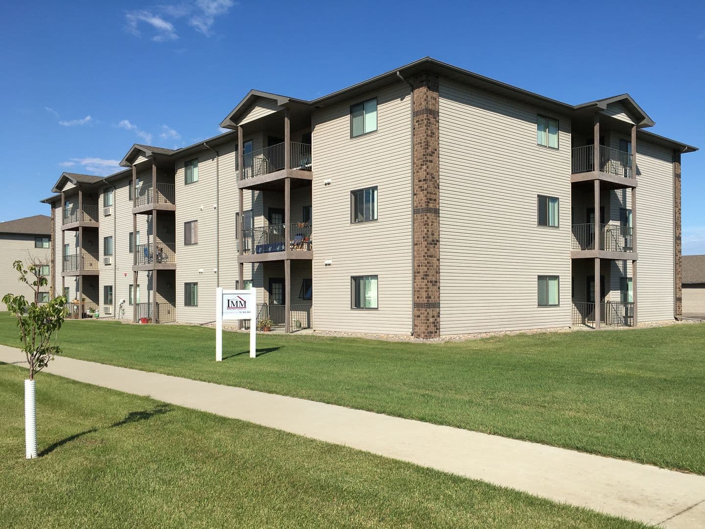 Minot Apartment: 1315/1325 35th Avenue SE & 1310/1320 34th Ave SE