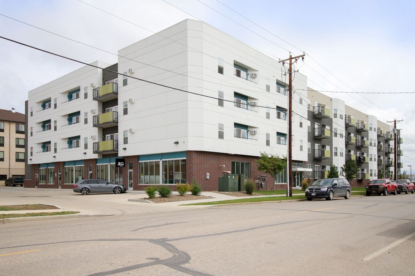 Williston Apartment: 301 2nd Street East