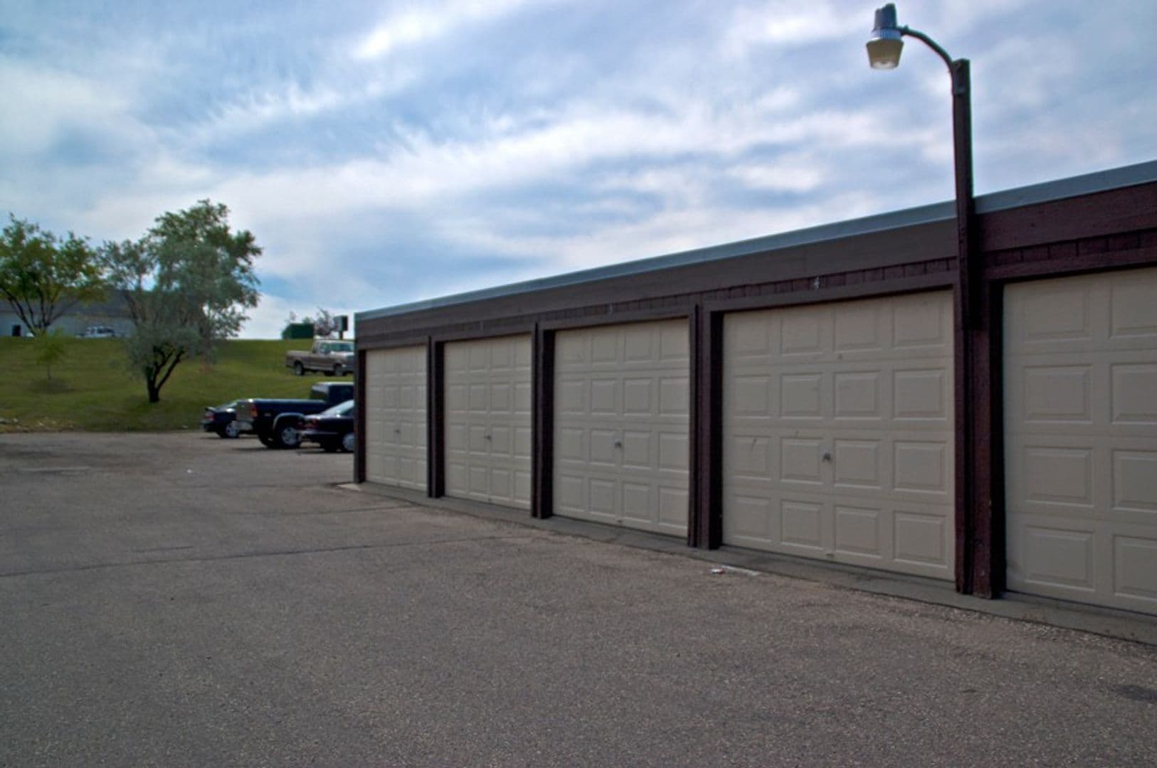 Minot Apartment: 2800 7th Street SW