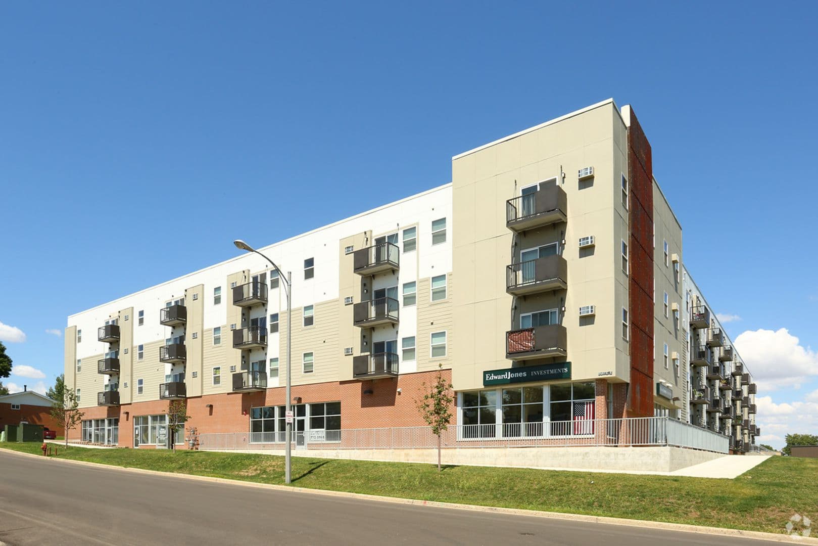 Williston Apartment: 721 E. Highland Drive
