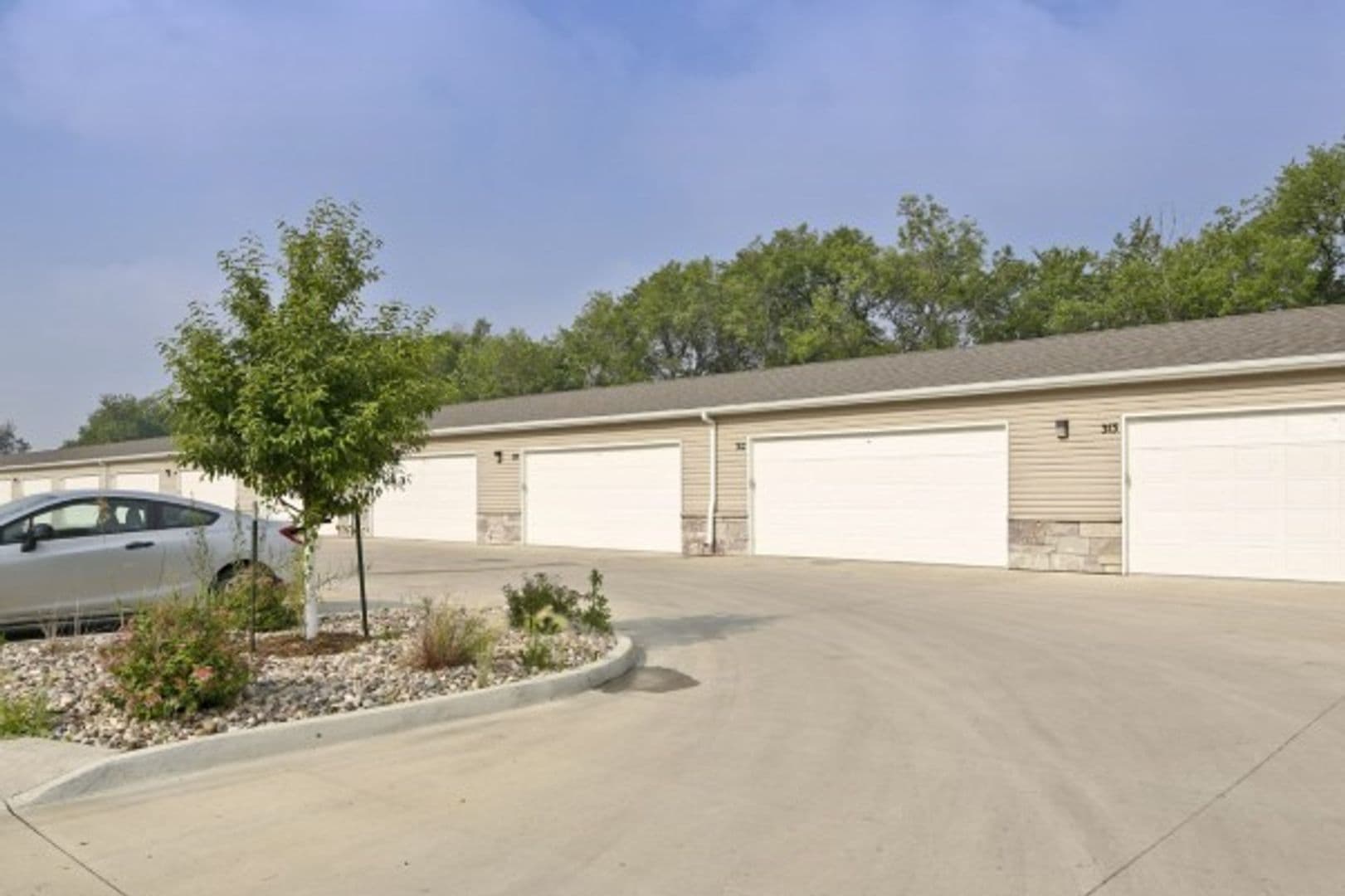 Minot Apartment: 3321 7th Street NE