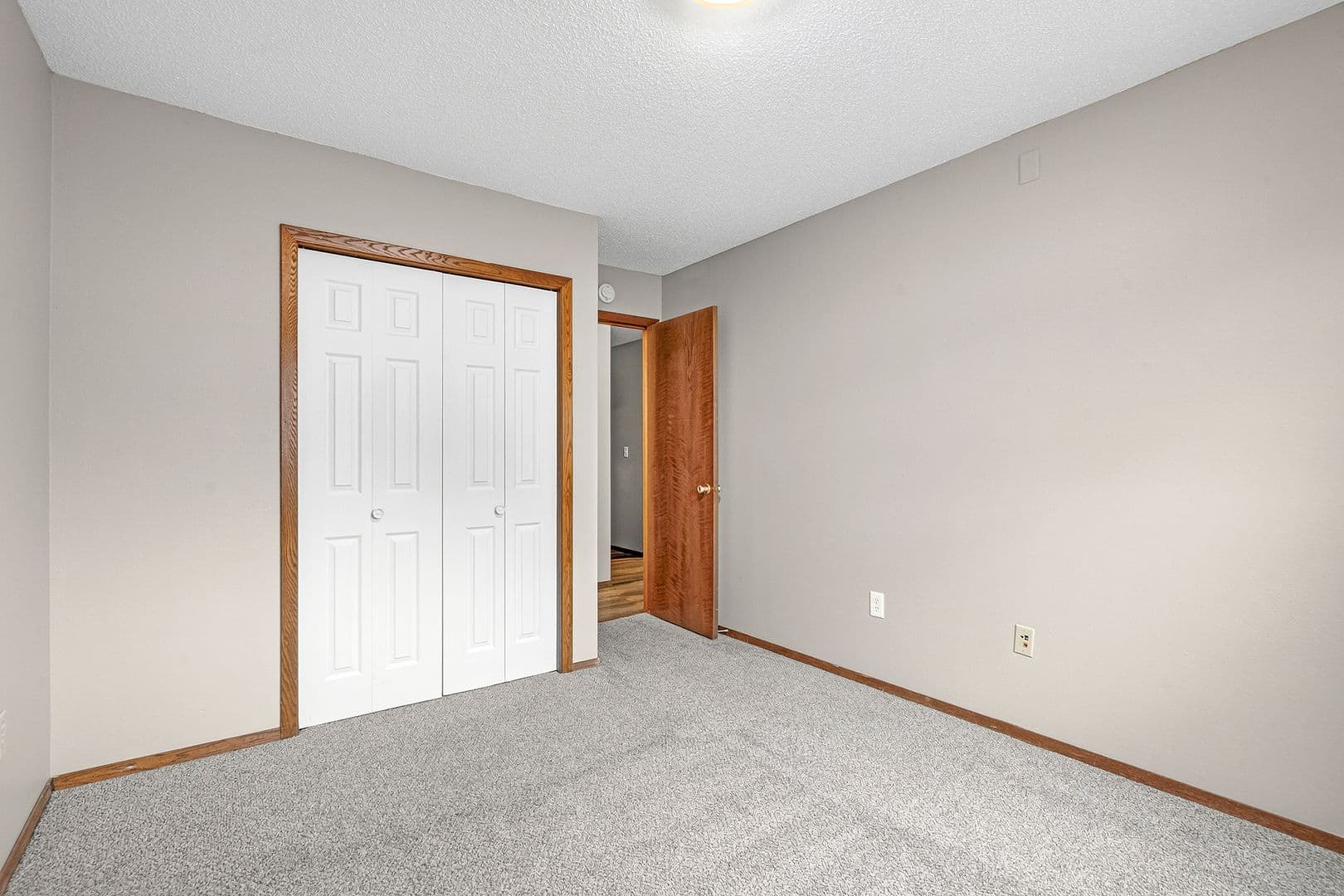Minot Apartment: 2800 7th Street SW