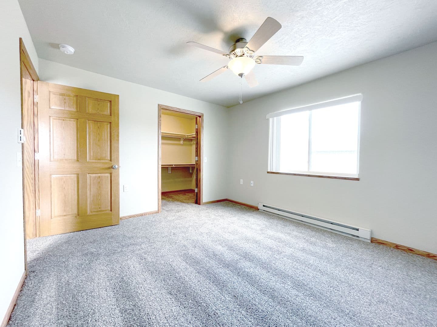 Minot Apartment: 1315/1325 35th Avenue SE & 1310/1320 34th Ave SE