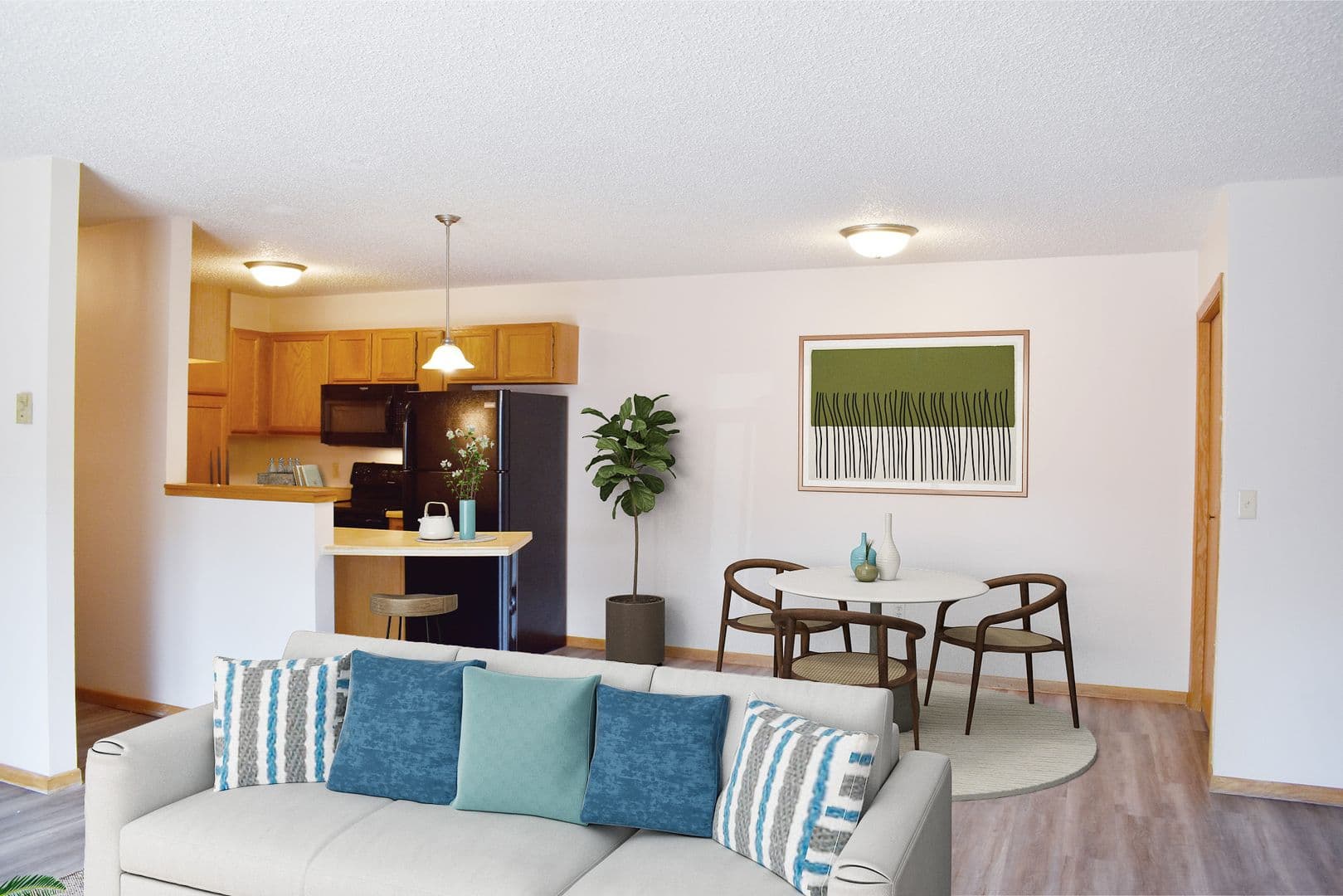 Minot Apartment: 707 6th Avenue SW