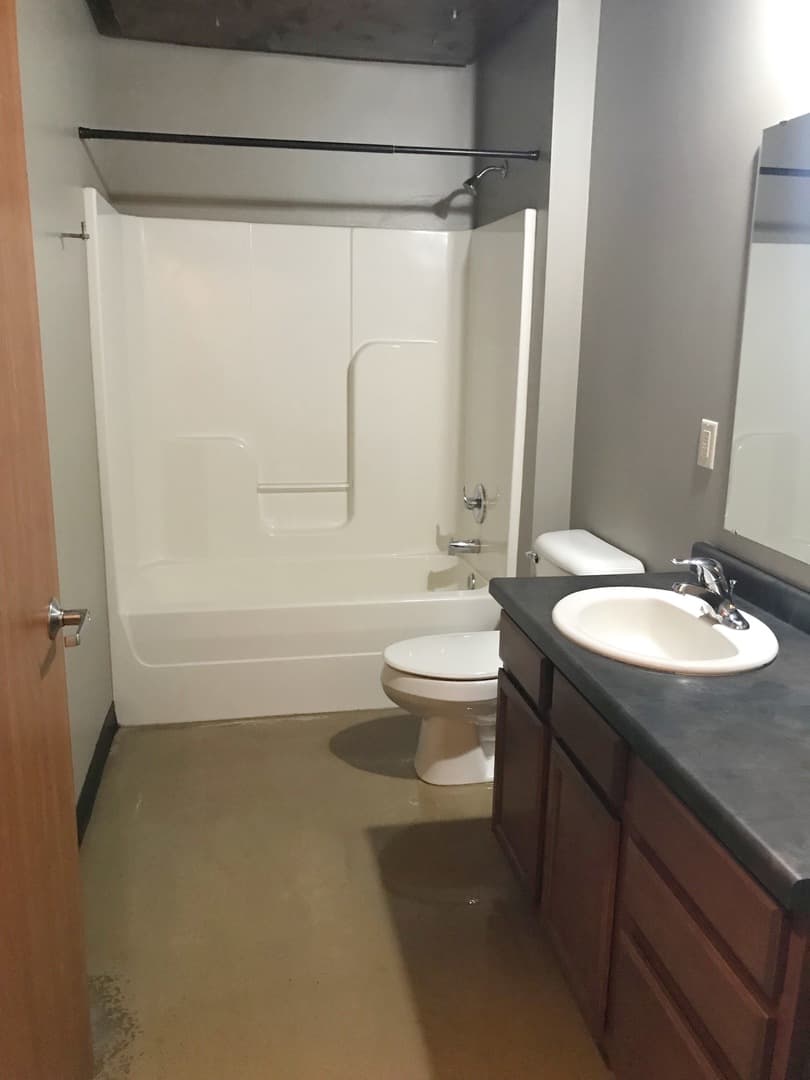 Minot Apartment: 30 NE 1st Street