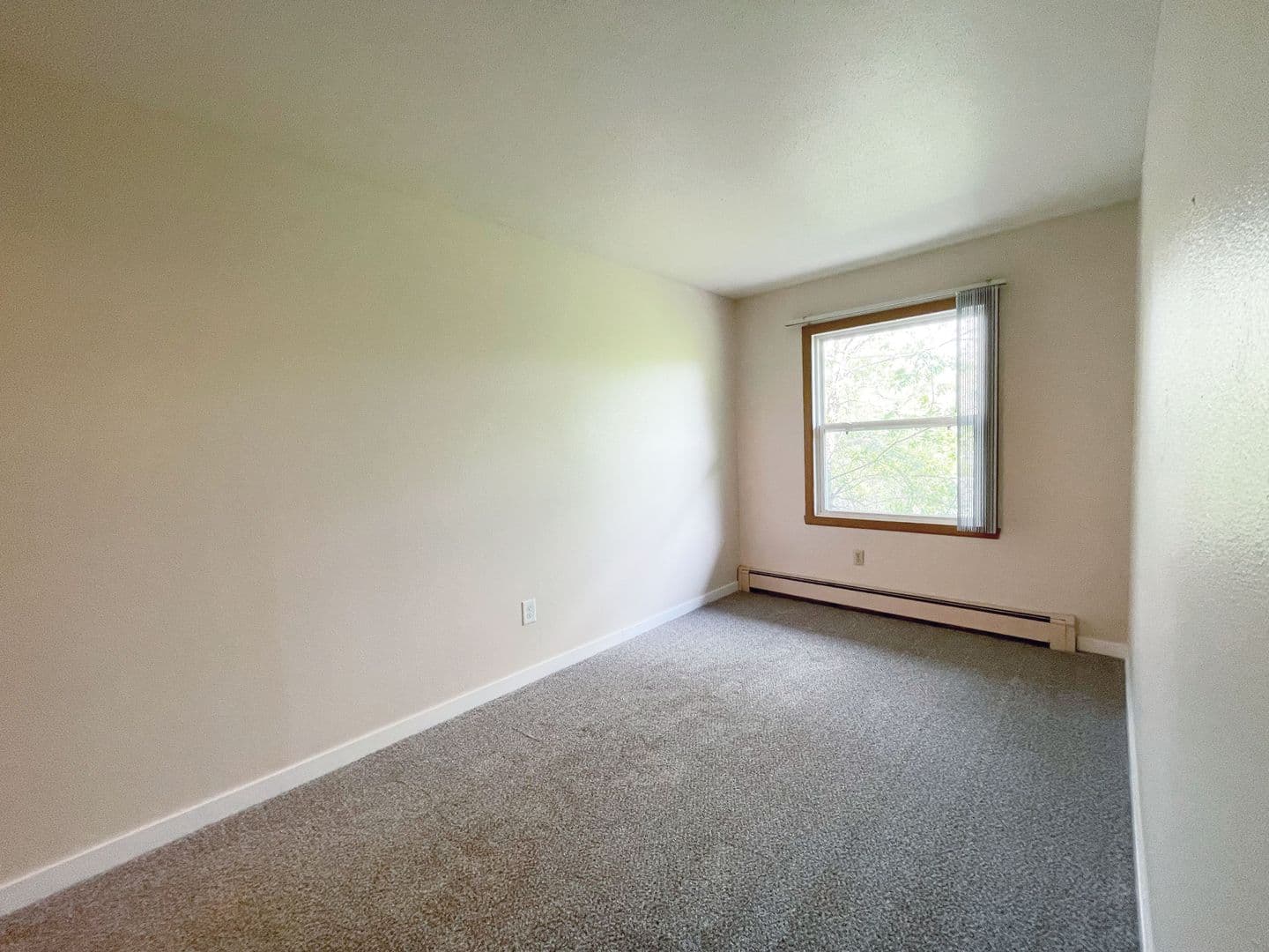 Minot Apartment: 505 4th Street SW