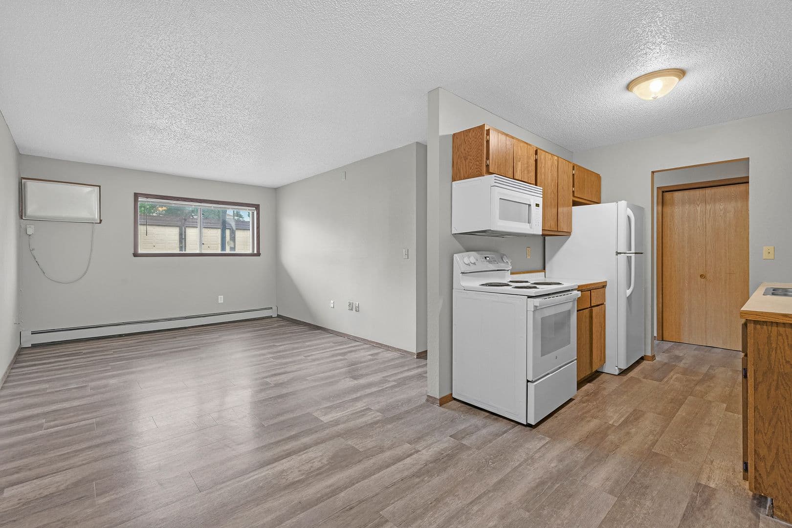 Minot Apartment: 2800 7th Street SW