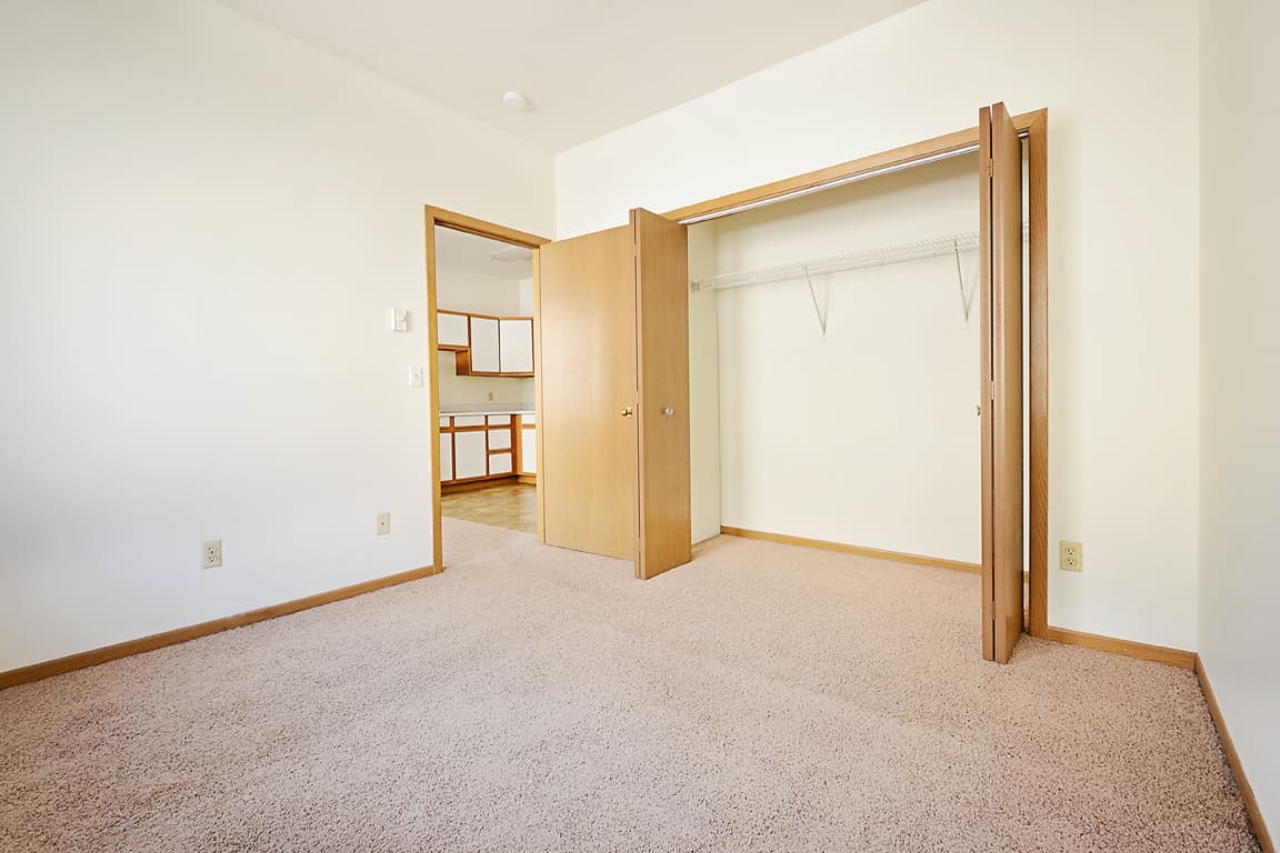 Minot Apartment: 6 North Main Street