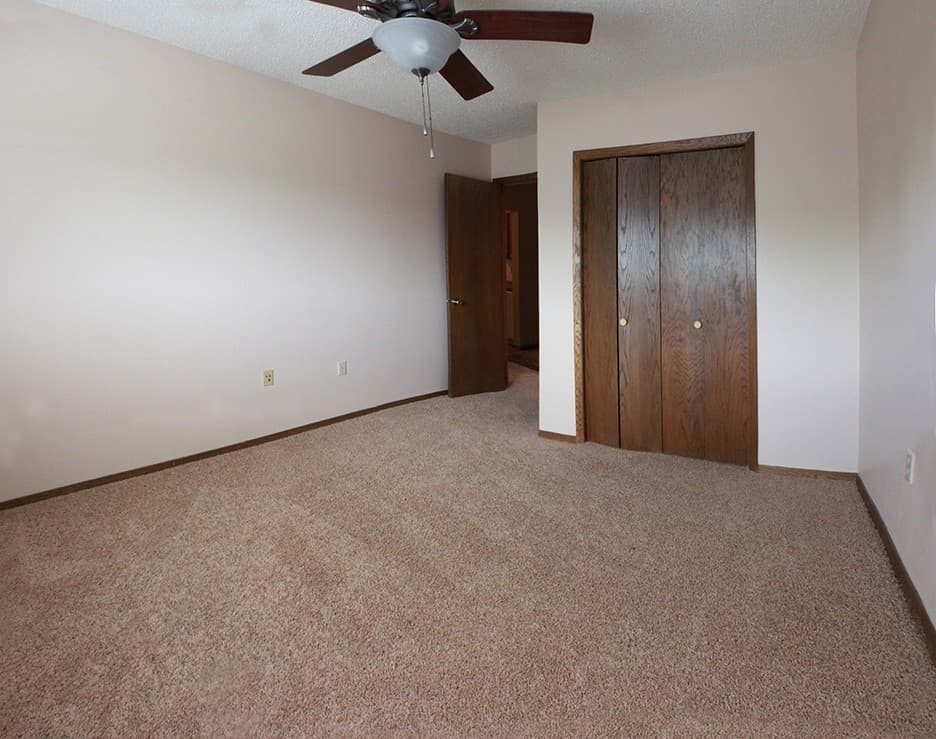 Minot Apartment: 2800 7th Street SW
