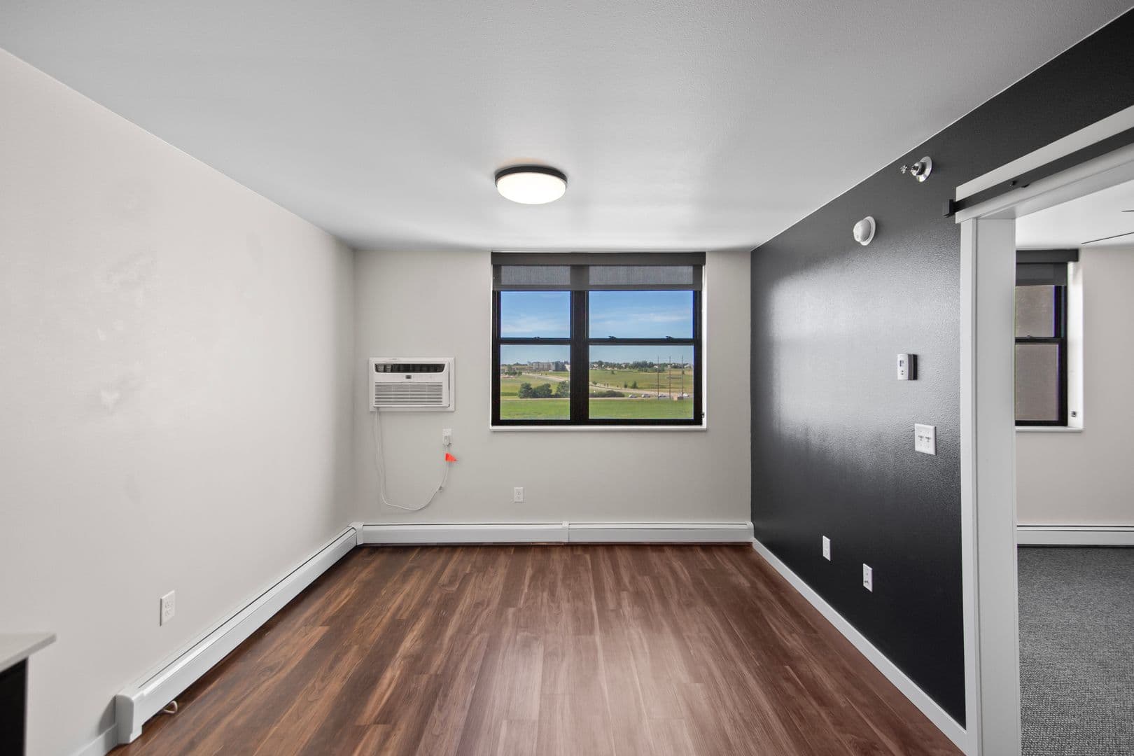Bismarck Apartment: 202 & 208 E Greenfield Lane