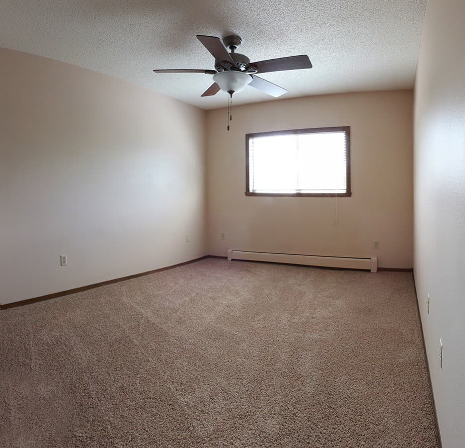 Minot Apartment: 2800 7th Street SW